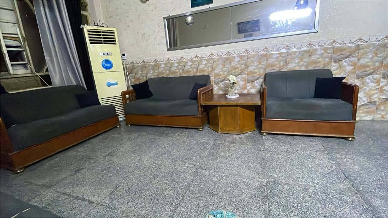 كنبة • جديد • مستعجلة