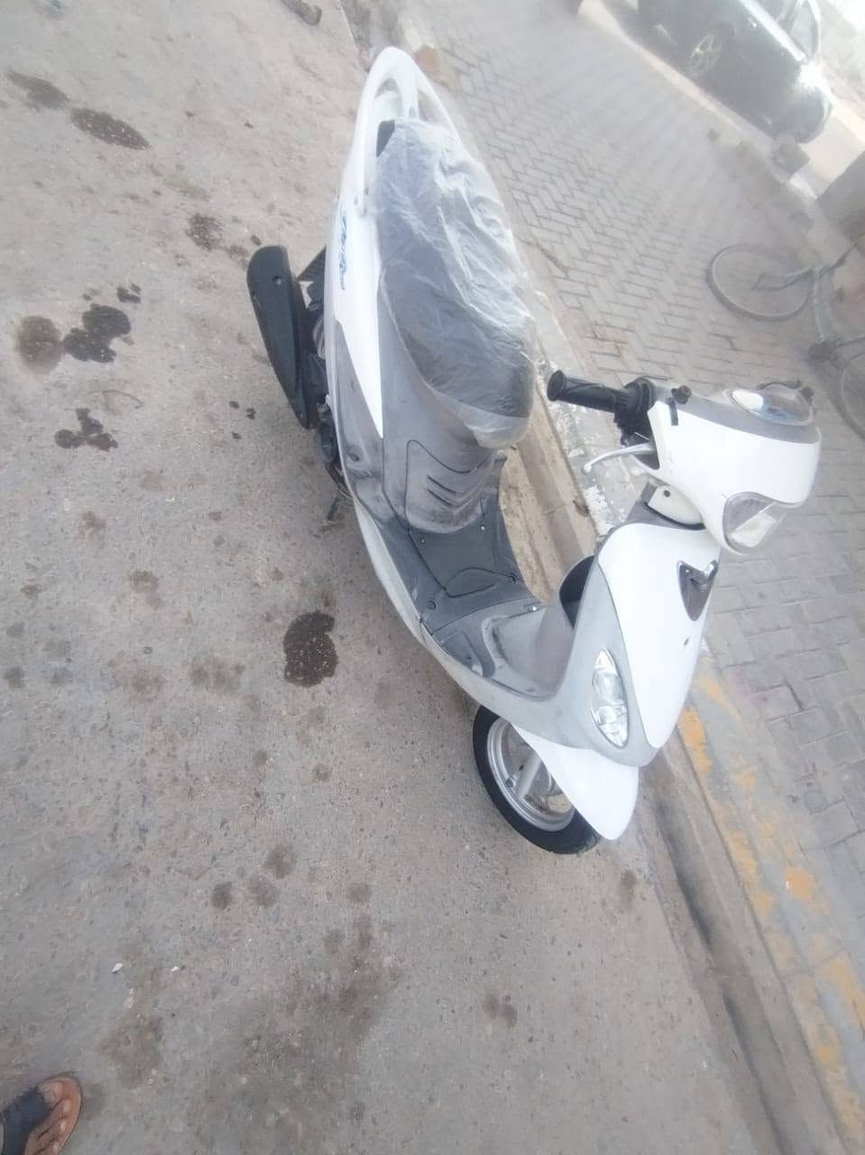 ماكس • حاويه • جديده