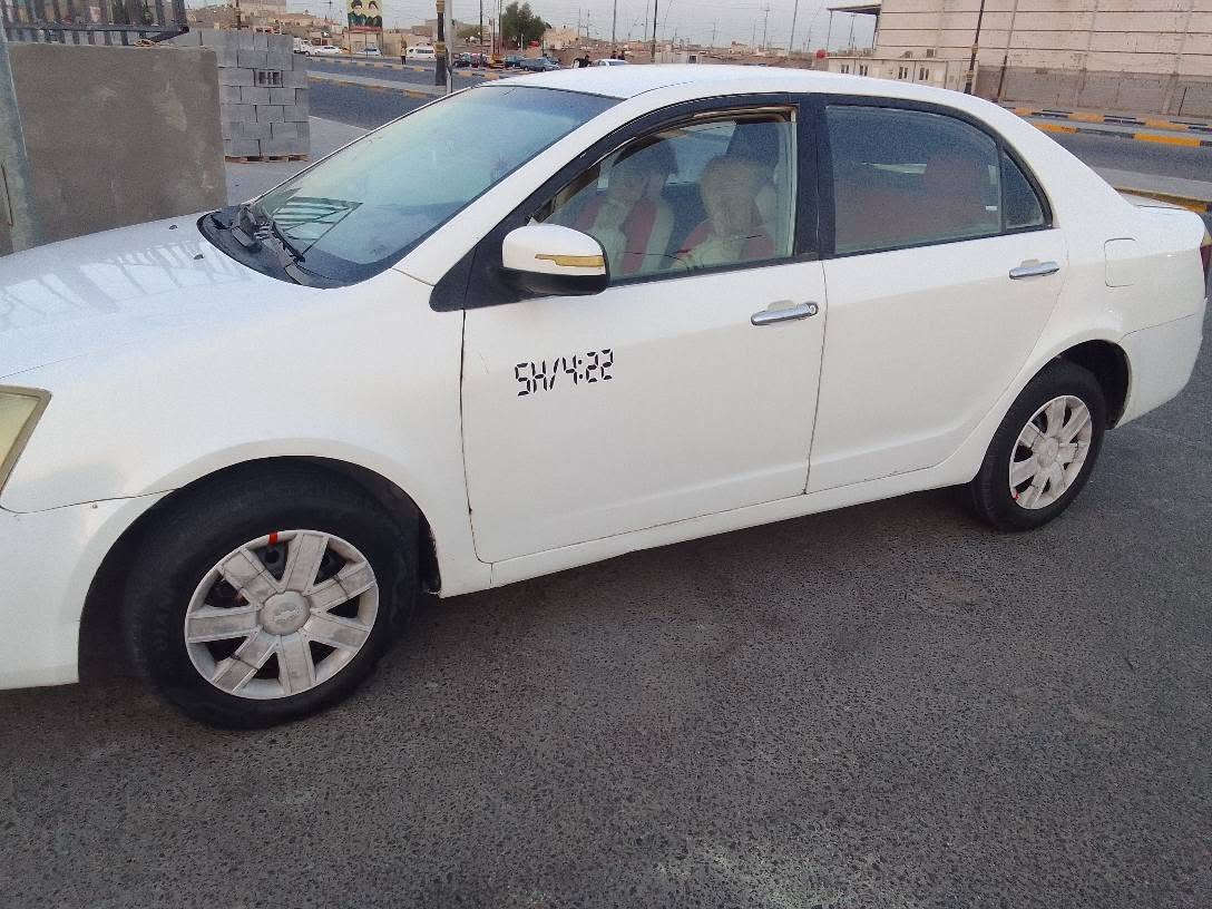 سيارة حداديه كهرباء ومكينه گير،،جاهزة فقط نقص تبريد سنويه باسمي رقم انكليزي،،السعر 40 وبيها مجال

 الإتصال على هذا الرقم ويوجد واتساب*********** البصرة, العراق
