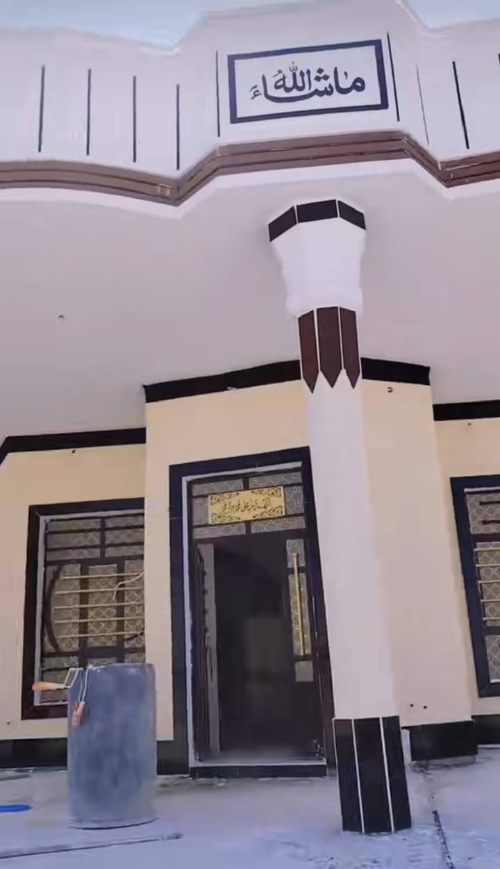 بسم الله شغل درجه أوله وأنسب الأسعار صبغ وجهيات بيوت عامه شغل محلات صبخ جمسنبور تواصل عل الرقم 
***********
