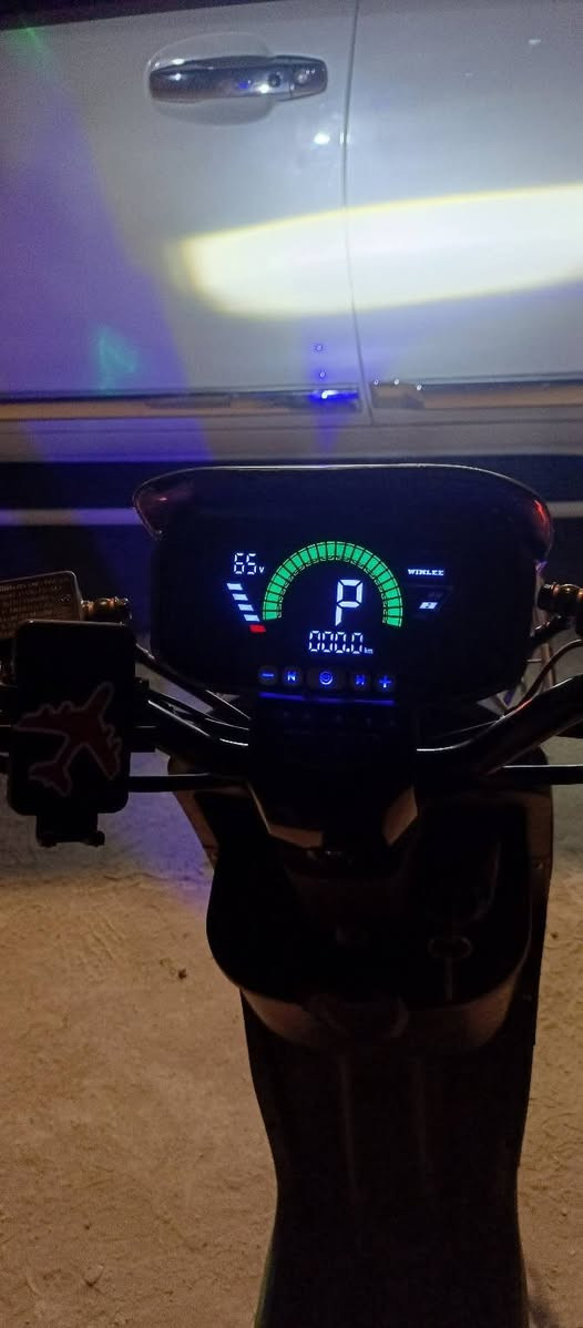 گهربائيه
جديده ستخدام شهرين فقط  
نوع أر 9
سرعه 110
شحنه. 48 ساعه
ناصريه المنصوريه 
700 بيها مجال. قليل 
***********
