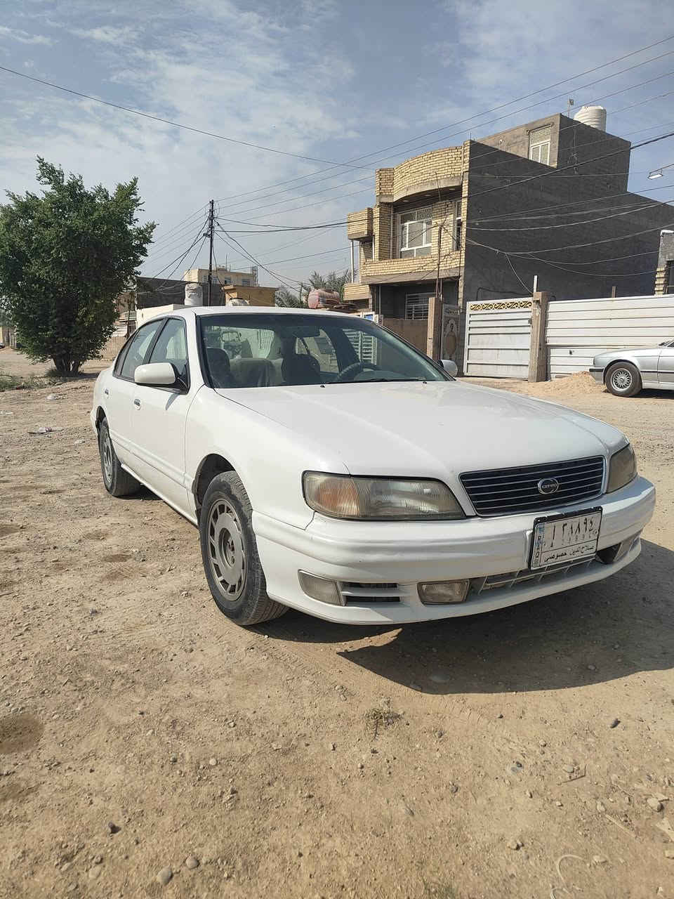 نيسان مكسميا • موديل ٩٨ • مكفولة