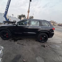 مراوس ب رام جيب لاريدو موديل 2016 فول   07706474594 بغداد شارع فلسطين