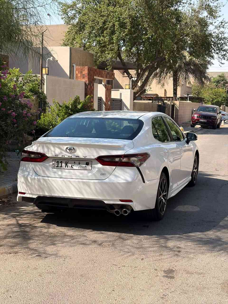 السلام عليكم 
للبيع كامري موديل 2024 SEلون ابيض رقم بغداد
المواصفات
كشن كهرباء  كشنات جلد رادار امامي شفتات ستيرن كامرة وشاشة 
السيارة حادث سطحي صبغ اربع قطع شغل مرتب والجاملغ الخلفي بارد بدون دواخل
ايرباك بردة 
السيارة كاملة اي نقص ما بيهة
ماشية :٤٧.٠٠٠ ميل
السعر : 185 
للاستفسار 
***********
