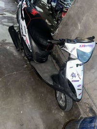 ماكس عدله • ٤٩ • وتساب
