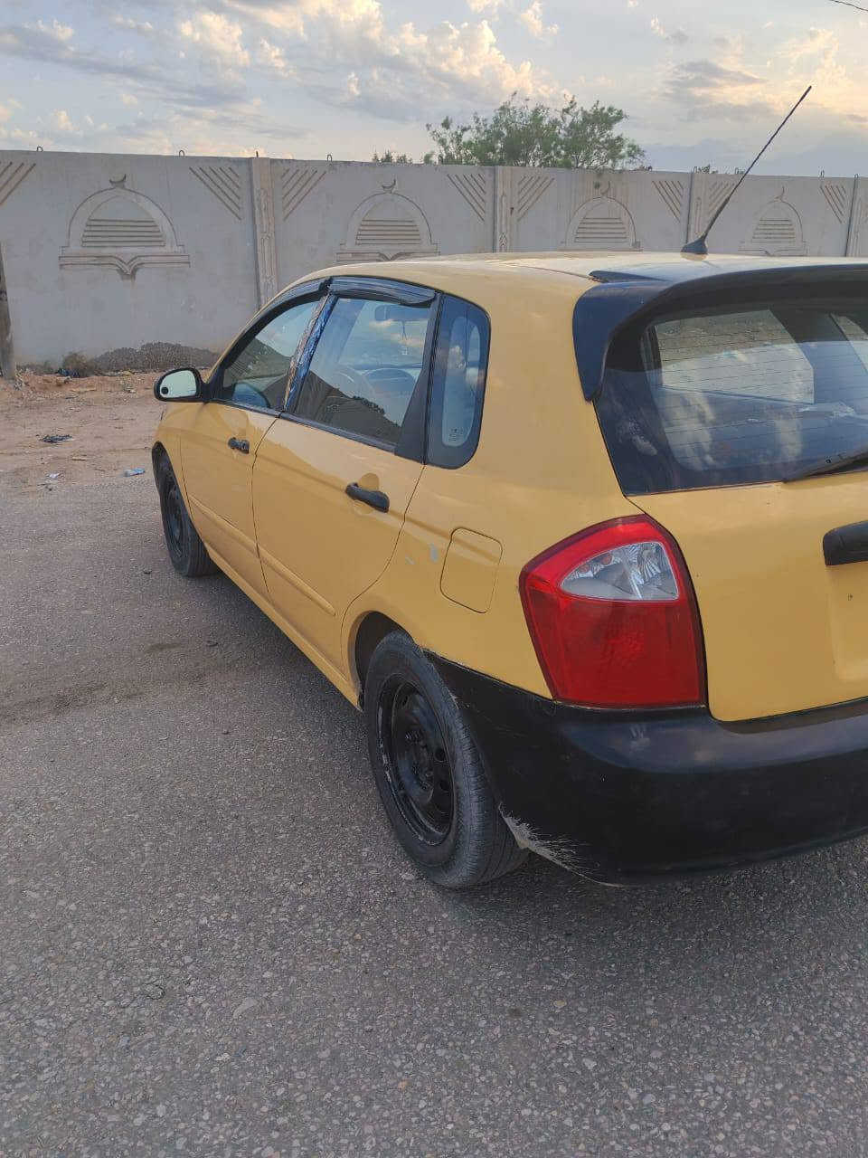 السلام عليكم سياره للبيع سبكترا مديل 2007 كير مكينه مكفولات تبريد شغال سياره نضيفه حلوهه كبال عينك تجي وتشوف سياره مال بيت استفسار اكثر رقم صاحب السياره ***********

