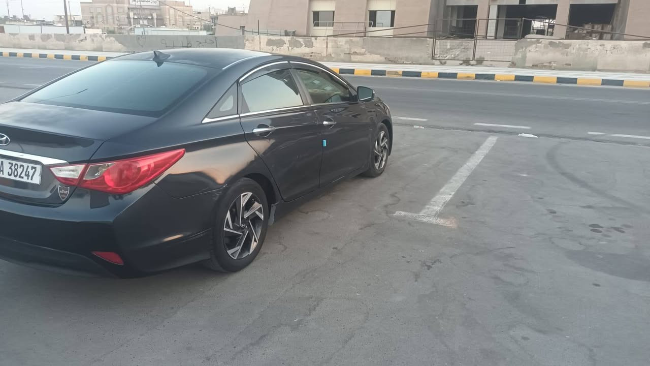 يا الله
سوناتا ٢٠١٤                   السعر 85 وبيه مجال 

الرقم ذي قار سنوية لحد ٢٠٢٩

السيارة جاهزة ضربته بنيد و جاملق الايمن 

بدون دواخل

بيه قطعتين صبغ 

و الباقي مكفول 

السياره جاهزه من مكينة كير حداديه تخم تاير تبريد كله جاهزه من كلشي 

المواصفات

حجم المكينة ٢٤٠٠

تبريد قطعتين

كشنات تدفئة تبريد

منضومة زنون

جنطة لمس

المكان ذي قار

***********
