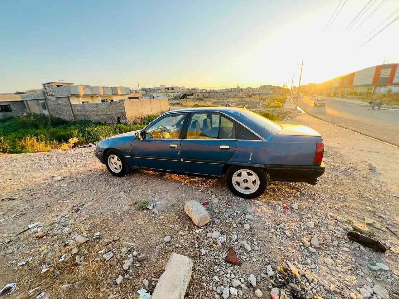 السلام عليكم اوميكا حجم24 كير ومحرك شرط
شرط التحويل بدون صبق فقط دواير مصلح 
مكان زمار السعر 25وبيها مجال كابون ورقي بيها
مكلف بل نشر ‭***********‬صاحب السياره

