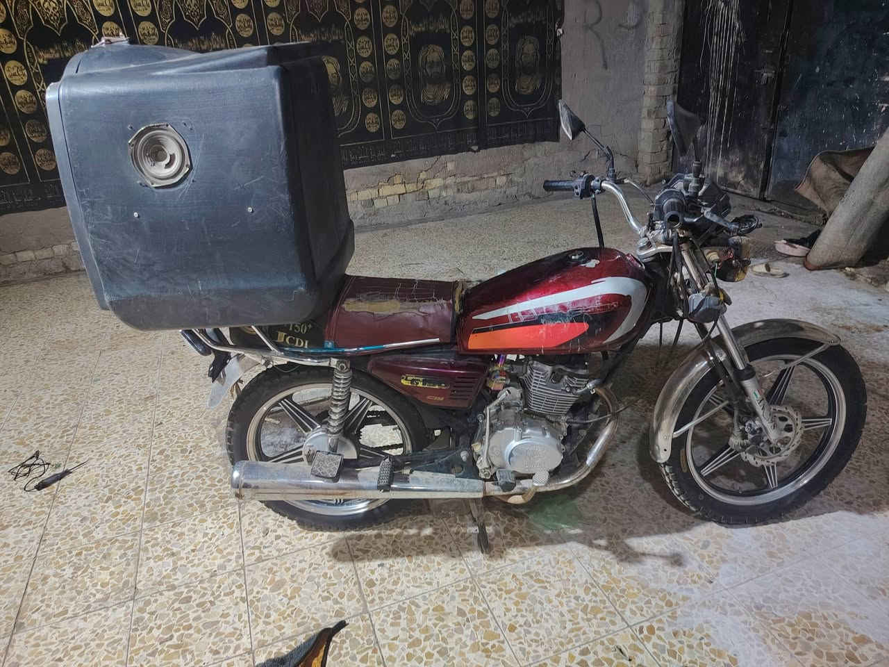دراجه إيراني للبيع مديل ٢٣ مكاني بغداد حي البتول الصندوق وياه وياه خوذه سعر ٣٧٥ ***********
