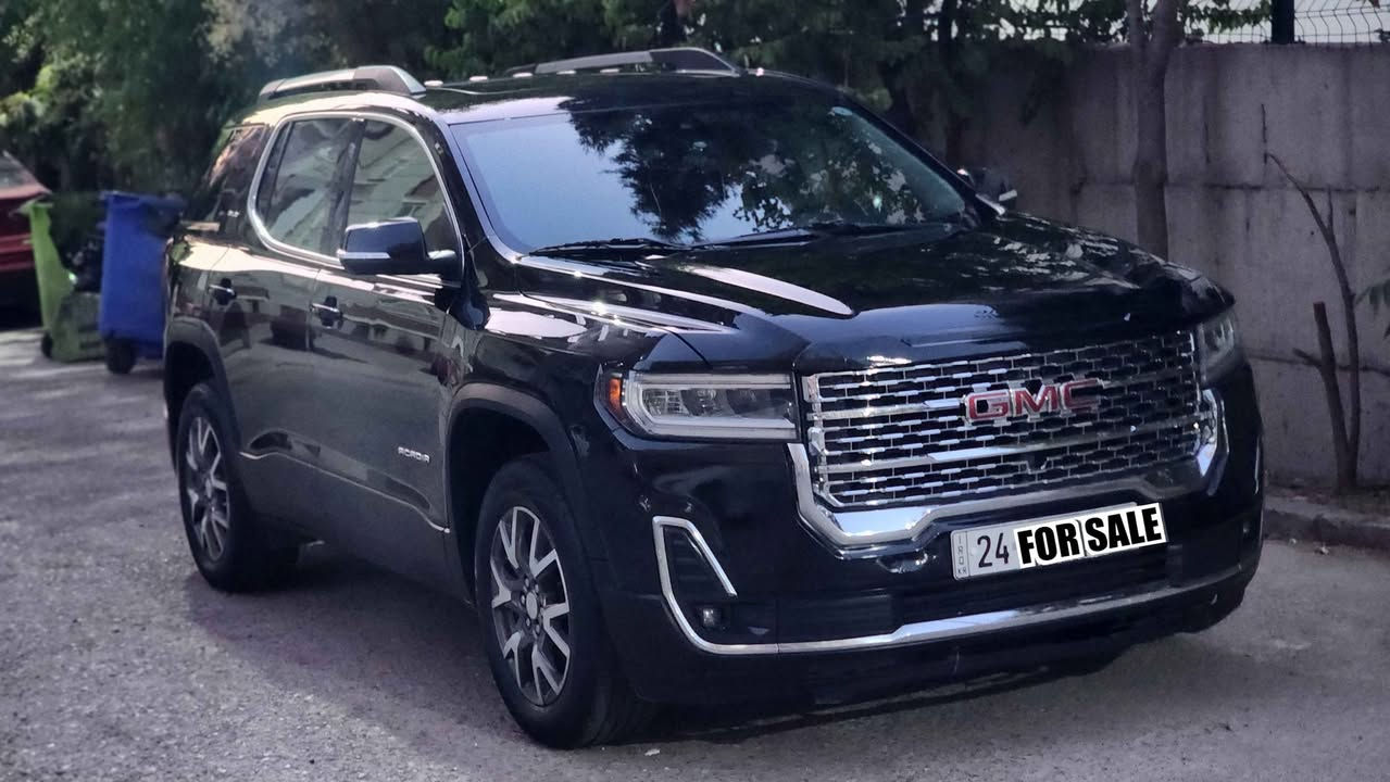 ✨ جمسي أكاديا 2022 GMC Acadia SLE VIP ✨

السيارة المرغوبة التي تجمع بين الفخامة، الثبات، والقوة
صاحبها الأول طالبها مواصفات خاصة "تفصال" من الشركة، والسيارة بإسمي والتحويل فوري وبشرط.

📋 المواصفات الأساسية للسيارة
2022 SLE (VIP - دبل أكسن)
58 ألف ميل
أسود ملكي مميز 🖤
2.0 لتر توربو (4 بستن) بقوة 228 حصان (سريع واقتصادي، تمشيك بالتانكي حوالي 890 كم، ويقبل بنزين عادي)

كير 9 نمر أوتوماتيك (نظام دكم)

نظام تزحلق الوحل والثلج، الطرق الوعرة، السباق Sport، دفع أمامي + فورويل (أمامي وخلفي)

🔹 أهم المواصفات والأنظمة الذكية (VIP)
•  فتحتين سقف + 3 صفوف مقاعد منفصلة (الكشن الرئيسي كهربائي + نظام تدفئة كشنات الأمامية).
• نظام صوتي احترافي: 8 سماعات طلب خاص ماركة Bose® Premium.

•  التبريد: 3 قطع ثلج تحكم مستقل لكل الصفوف.

•  الشاشة: شاشة بلادية تدعم Apple CarPlay و Android Auto.

•  التشغيل والدخول: تشغيل عن بعد، 2 سويج بصمة، 5 بصمات أبواب للدخول الذكي، مع نظام قفل تلقائي.

•  الصندوق الخلفي: كهربائي يفتح بالحساس (عن طريق القدم) مع إظهار علامة GMC ضوئياً.

•  أنظمة الأمان والرادارات: رادارات خلفية، جانبية، وأمامية، نظام تحديد مسار الشارع الذاتي، نظام التوقف الذاتي الفرملة التلقائية، ومنبه ما قبل الاصطدام على الزجاج الأمامي (داتا شو).

•  الإضاءة: منظومة زينون بلادية مع نظام الإضاءة العالية الأوتوماتيكية، وإشارات على المرايا الجانبية.

•  إضافات أخرى: سايد بريك بصمة، شفتات تحكم بالستيرن، مثبت سرعة، منافذ شحن موبايل لجميع صفوف المقاعد، بطارية AC-Delco بلادية، أرضيات جلد كاملة بلادية تحمل شعار GMC الأصلي، السيارة مسويلها سيرفس كامل وتخم إطارات جديد.

🔹 حالة البودي والحادث
• البودي: السيارة كبس من الأمام والخلف على هيئة الشركة، ومجهزة بدعاميات بلادية فئة Denali.
• الحادث: خفيف في جهة السائق بدون أي ضرر داخلي. الجاملغ الأمامي مرجع بلادي، والضرر الثانوي في الجاملغ الخلفي.

السعر
23,600$ (شدتين و 36 ورقة)
للاستفسار والتواصل واتساب
*********** دهوك, العراق
