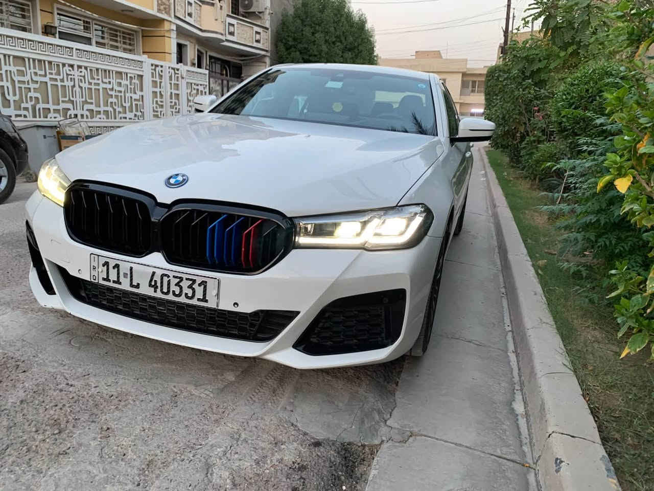 Bmw 530e موديل 2023 بلكن هايبرد
 بدون ايرباك بدون دواخل 
صبغ جاملغ خلفي 
ماشيه 57000 
موجوده بغداد حي الجامعه 
السعر ب31.500$ وبيه مجال قليل 

***********
