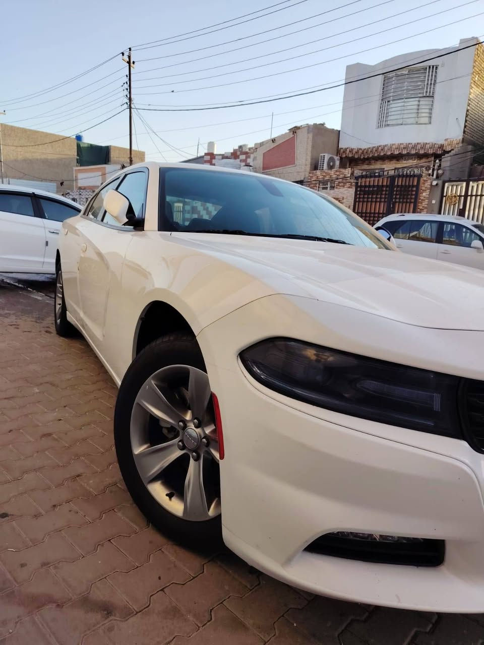 السلام عليكم 
دوج جارجر 2019 كندي عداد 260
السياره مكفوله كفاله عامه من الزلخ من التبديل من الصبغ حتى الدعاميات 
الرقم اربيل سنويه تنتهي 2031
مواصفات sxt عاديه كشن حضن/ تدفئه كشنات /شاشه وسط/حساس خلفي/لايت زنون /تحكم ستيرن /الخ
السياره جديده معنى الكلمه احلى من الصور الله شاهد / ماشيه 
100 الف 
السعر /235 $ وبيه مجال 
المكان /نجف غير متواجد على الفيس 
الرقم /***********

