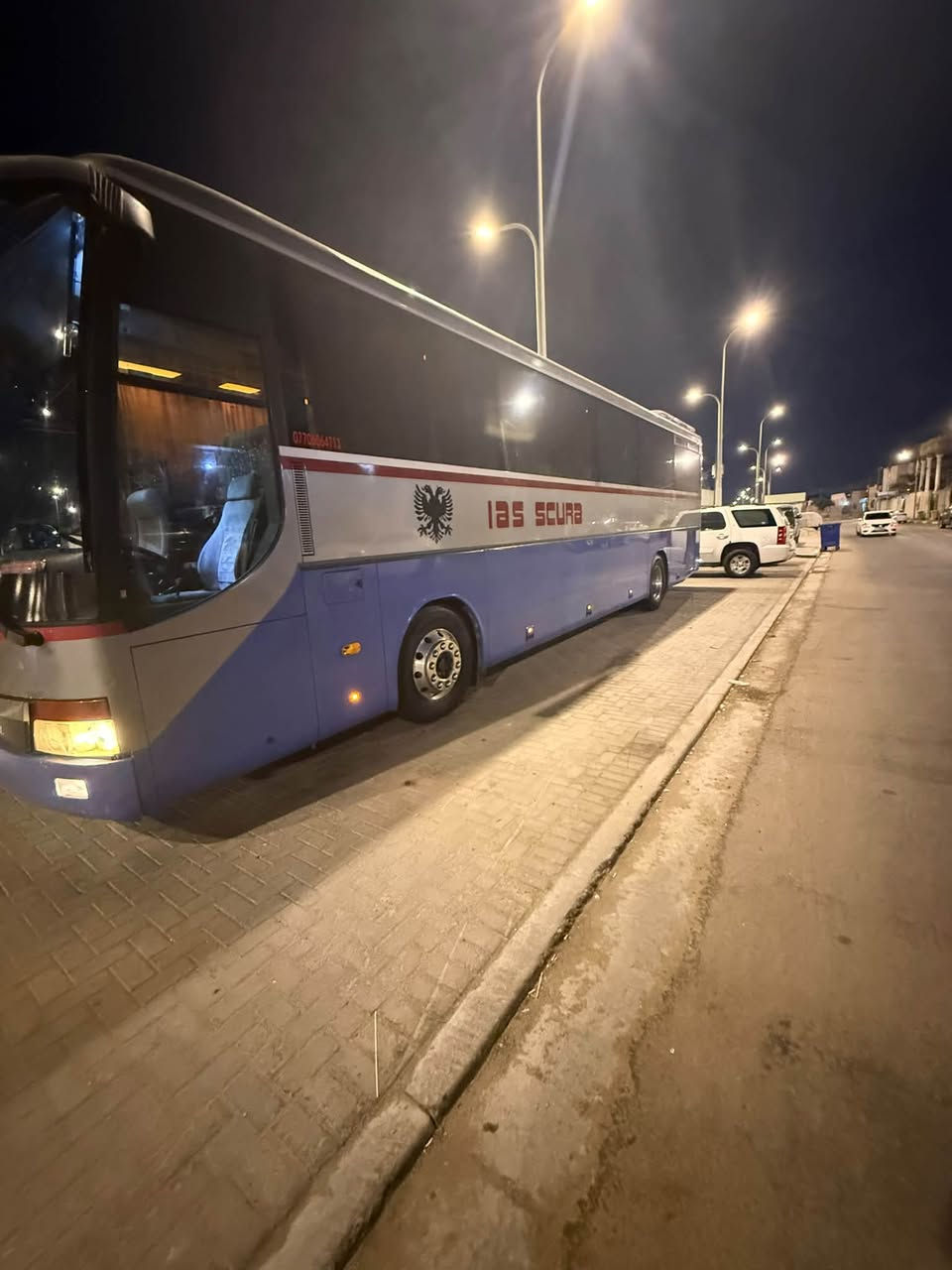 الاستفسار علئ هذه الرقم ***********
