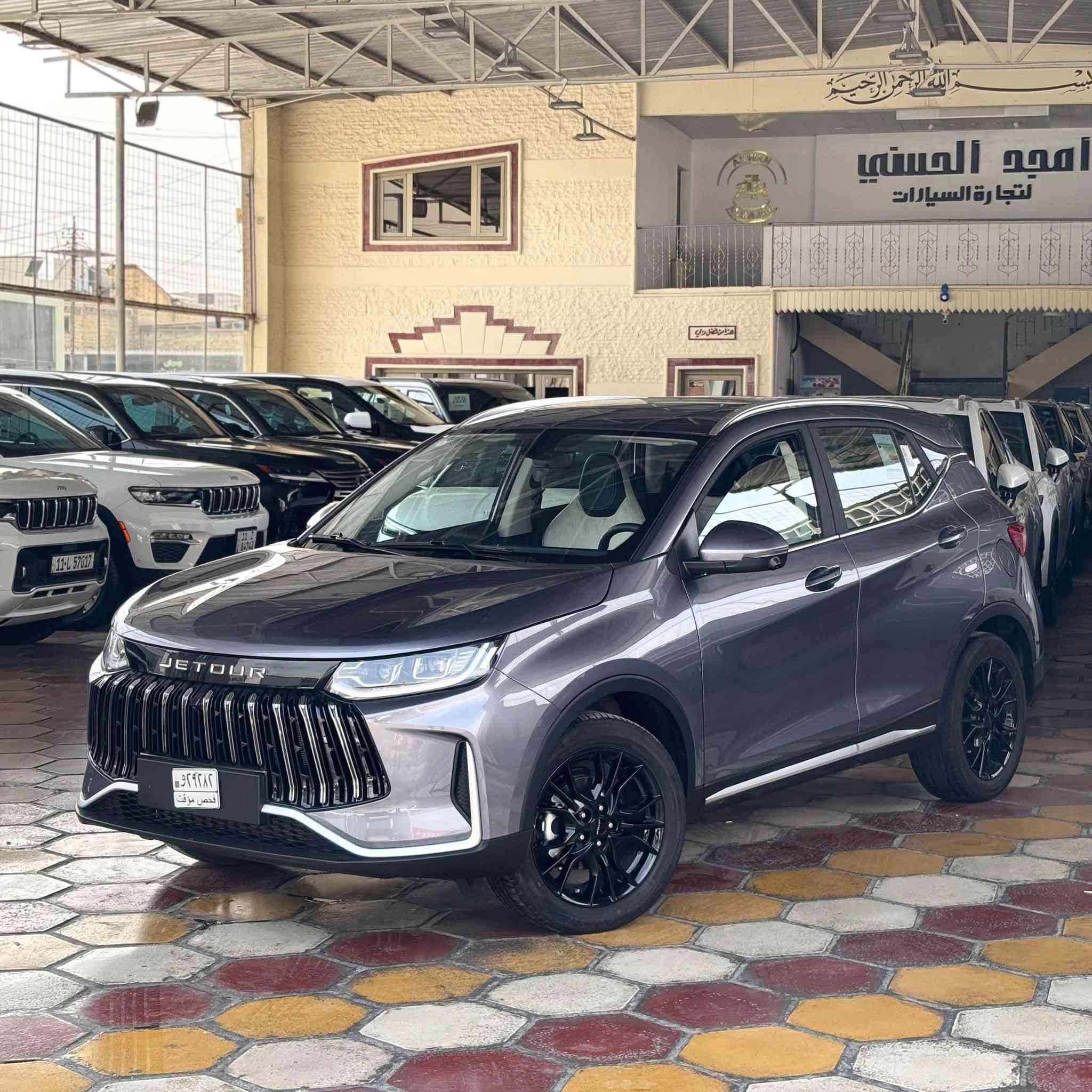 JETOUR X50 ——2027 ——
▪️ الفئة LUXURY 
▪️ ضمان شركة هارلم ✔️
▪️ المحرك 1.5 لتر تيربو
▪️ مستخدم 1,000 KM 
▪️ حساسات امامي + خلفي
▪️ تشغيل بصمة 
▪️ لد امامي خلفي 
▪️ شاحن لاسلكي 
▪️ مقاعد كهربائية

***********
