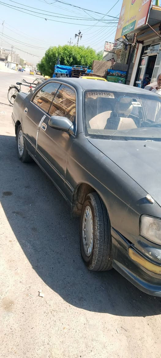 سياره سوبر كراون بطه موديل ٩٦ رقمها ديالى مشروع وطني سعر ٤٢ وبيها مجال عنواني بغداد جسر ديالى 
رقم ***********
