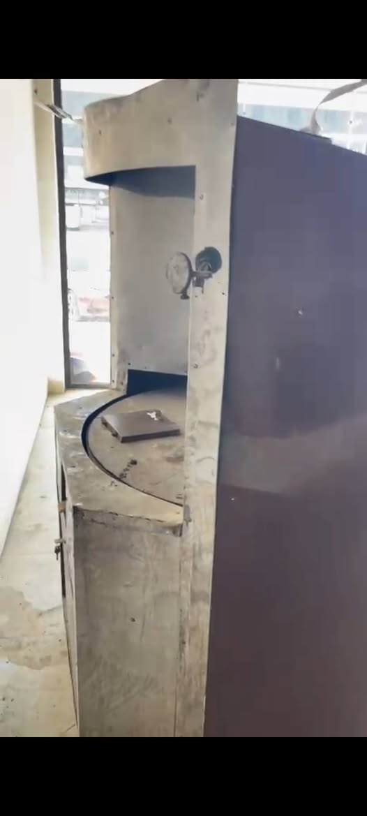 فرن ذ دوار إيراني حلويات قياص ١٥٠ أخوية جديد شرط شغل *********** واتساب ***********
