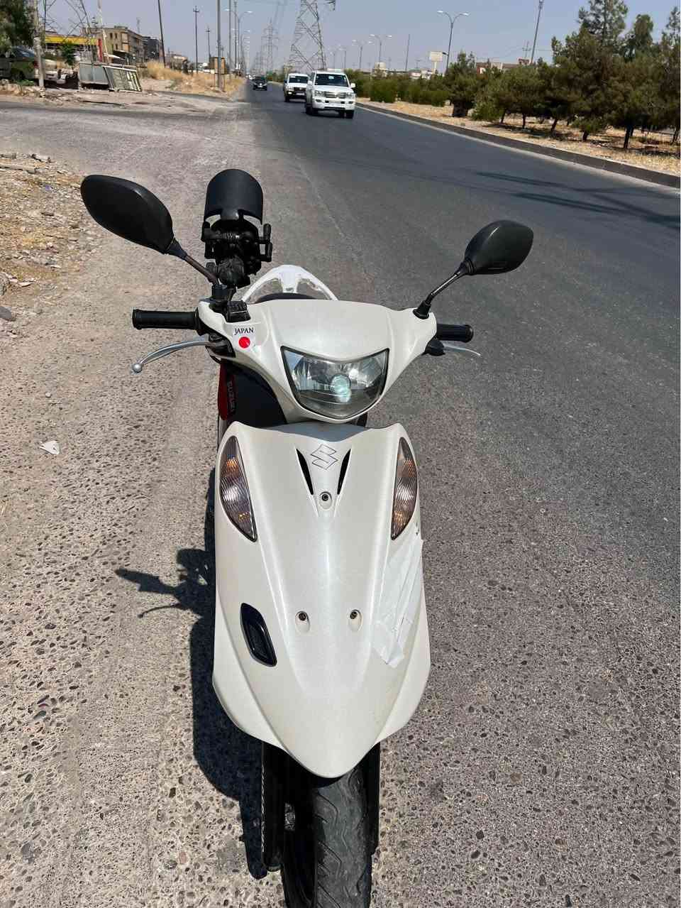 🛵 Suzuki Address V125G بۆ فرۆشتن

ماتۆڕێکی زۆر خۆش و ئابووری، و بەنزین کەم سەرف دەکات بێ کێشە مەکینە کەپس دەنگی تێدا نییە تازە ڕۆنی گۆڕاوە بریک و ئیستاپی بە شەرتە تایەکانی پاک و باشن لایت عەدەسە و کارەبایات بە شەرت.زۆر خاوێنە هیچ پارچەکی نەشکایە wireless charge خۆی مۆبایل شەحن دەکاتەوە نرخی 620$ مەجالێکی برایانە لە هەولێرم کڕیاڕی تەلەفۆن بکە 
Whats app *********** أربيل, العراق
