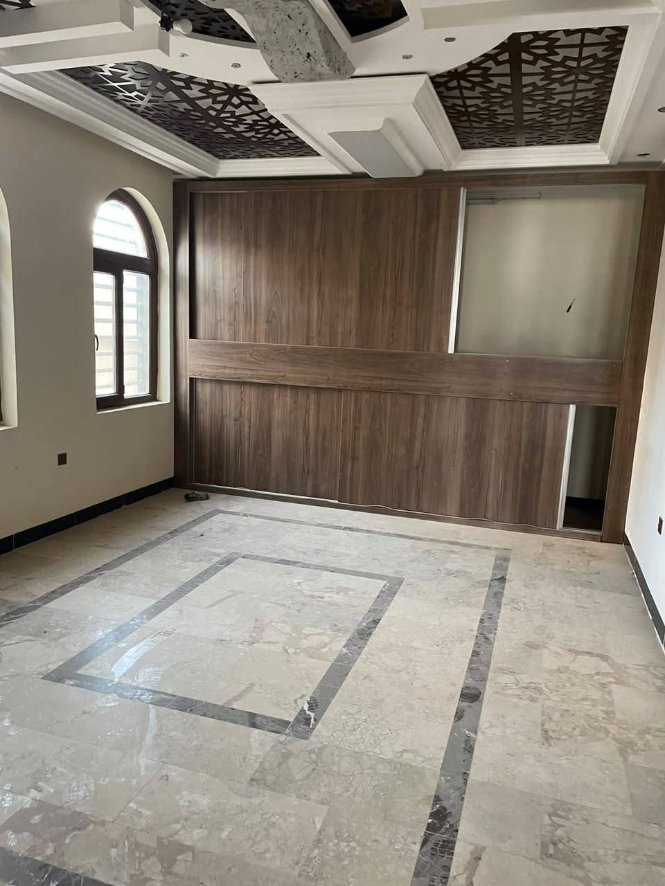 دار للبيع
الموقع:#شارع_القدس
 خلف #جامع_الابرار
المساحه :200م
الواجه:10م
السعر:
تفاصيل:
 طابق ارضي غرفة خدم
طابق اول.استقبال مطبخ حار بارد غرفتين نوم وصحيات خارجيه وداخليه
طابق ثاني ثلاث غرف نوم وصحيات
___________________
للمزيد من التفاصيل يمكنكم 
زيارتنا 
مكتب الرواد للعقار 
#كركوك #تسعين بعد #فاملي_ستي

■■■■■■■■■■■■■■■■

على الارقام التالية 

 ☎ *********** 
 ☎️ ***********
     ***********
#كركوك #iraq  #بغداد #العراق #طريق_بغداد #شارع_القدس #تسعين #عرفة #الماس #تبة
#ساحة_الاحتفالات #واسطي #today #حي_المعلمين #حي_الدولار #القادسية #النصر #مطعم_ميديا #مطعم_تودي #سبايسي #التون_سراي #التون_املاك كركوك, العراق
