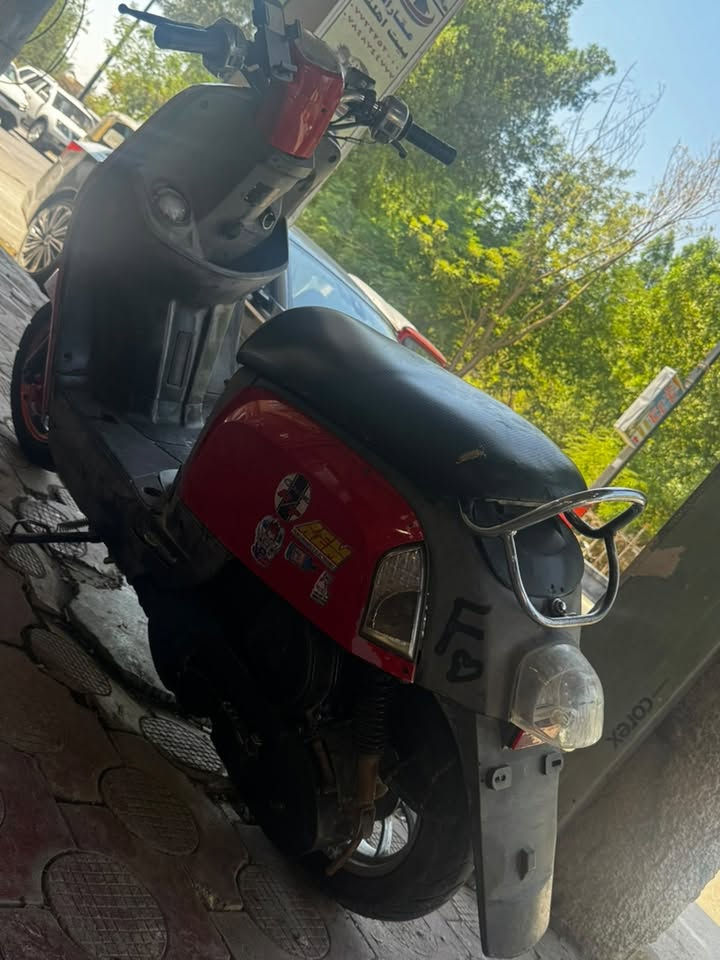 ماكس بوليس كابريتر2008
بيه صلنصهscوكلج امامي خلفي رياضي شلعه ومعدل يشكن الكاع مكينه ناعمه بوشه بلاد 49
سعر 400وبيه مجال
بعقوبه 
نتصل وتدلل***********
