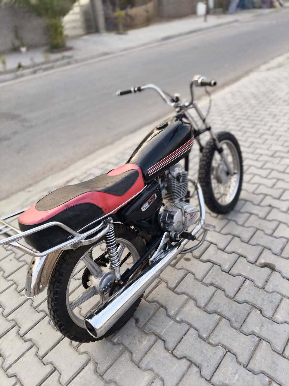 للبيع: دراجه تايكر 4 كير إيراني 🏍️
• المحرك: شغال لوز، بيه نضوح دهن بسيط (شغلة واشر ما تكلف).

• الأوراق: بدون أوراق (بيع عالطبيعة والبطاقة).

• السعر: 250 

• المكان: بغداد - اللطيفية.

• للتواصل: [‏‪***********‬‏] 

⚠️ الشراي الجاد يتصل أو يراسل خاص، السعر قفل مال شلع.
