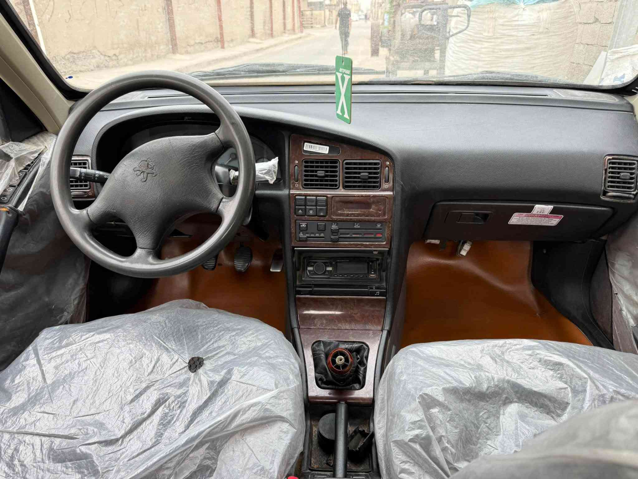 بيجو بارس • ٢٠١٥ • بغداد الشعب بوب الشام