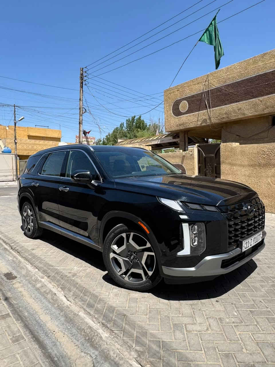 السلام عليكم ورحمة الله وبركاته بليسايد 2023 limited 

                       ترهم ((بيع و مرواس ))

وارد امريكي كفالة بيها فقط بخشم الجاملغ الايمن الباقي سليم كلشي بلادي السيارة ماشية 46 الف 
فول الفول تجي فتحة وحدة 
داخل VIP سياحي 
كشنات امامي خلفي تدفئة تبريد + الستيرن تدفئة 
رادار 360 درجة 
كامرات 360 درجة 
كشنات خزن 
وتفاصيل هواي معروفة السيارة 
للاستفسار ***********
 *********** واتساب
مكان السيارة بغداد
