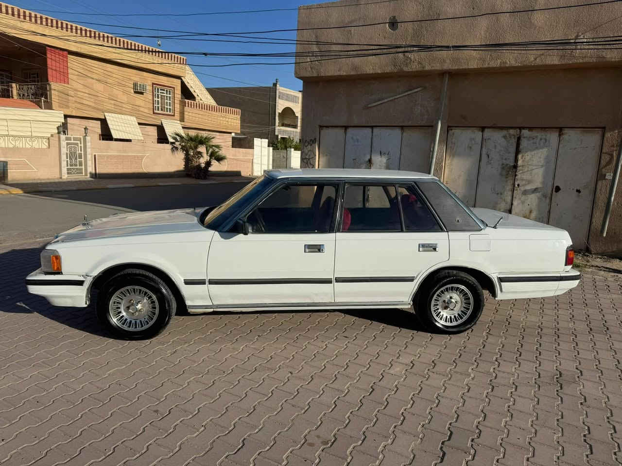 سوبر موديل ٨٥ رقم صلاح الدين الجديد شرط التحويل سنوية لل٣١
گير ومحرك vvt 
 داخل ماروني 
4 جام كهربائي 
كهربائيات شغالة +زنون اوف وايت عالي وناصي 
سستم سماعات + مسجل جديد 
سيارة يرادلها ترتيب 
محرك بداية تبخير 

السعر ٣٢ وبي مجال 
***********
