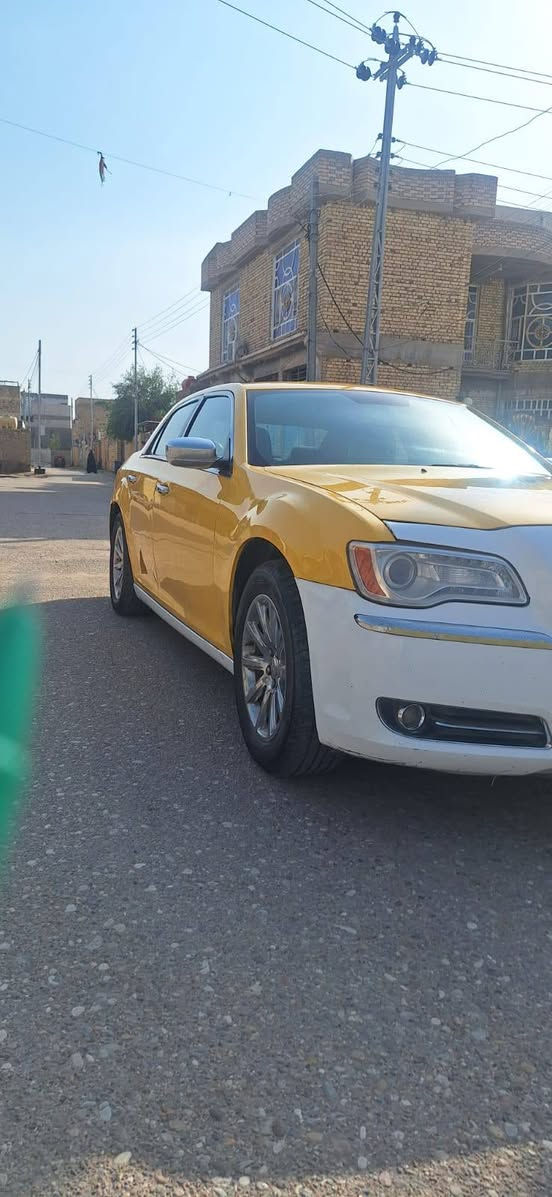 ‏سياره اوبامه 11 حلوه احلا من صور  بيها فقط جاملغ الايمن والبنيد مبدل تبريد تدفئه جاهزه مكير كير كفاله تخم تاير جديد بسمي شرط مداور  ثاني يوم مكاني ميسان العماره سعرها 135 وبيها مجال قليل  ***********
