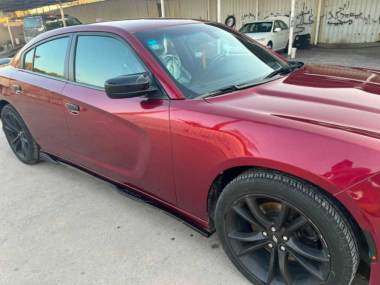 السلام عليكم للبيع دوج جارجر 2020
‏SXT
مكينه 3600
فول عده الفتحه 
كير ومكينه مكفولات 
مداور ثاني يوم رقم بغداد 
حادثها بسيط ما عابر 
سياره ما نقصها برغي مجهزها للخير مكانها بابل السياره فور ويل جديده بمعنى الكلمه 
سعرها 175 بيها مجال بسيط 
***********
