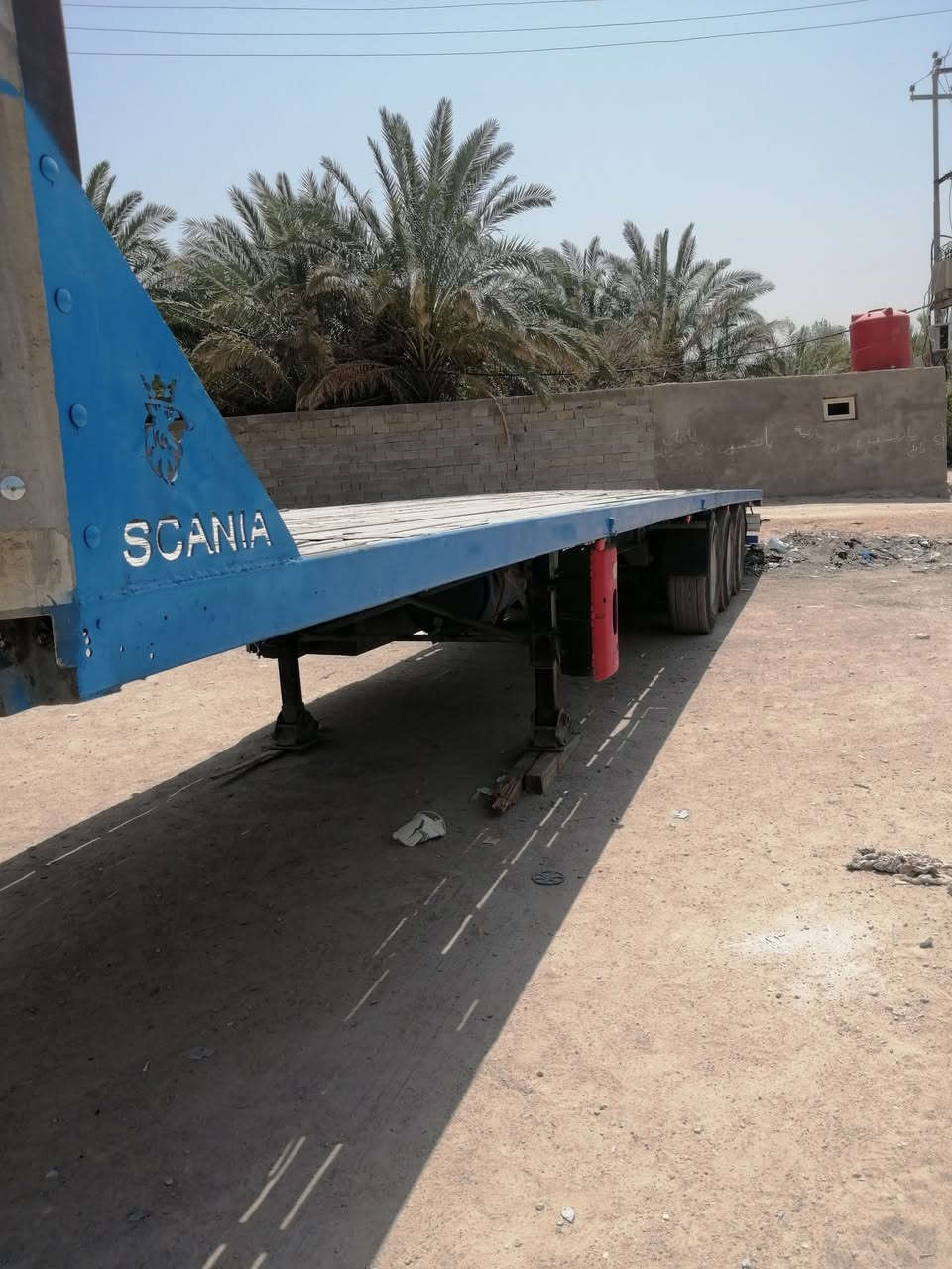 السلام عليكم سكانيا موديل ٢٠٠٨  رقم بصره نكليزي كير٣x٣ حجم ٤٢٠ سوبرين كفاله عامه مكينه كير شاصي تبريد قماره كله مكفول عربانه اوربيه تايرات  جاهزه من حداديه وبريك وهوه كله جديد ماعدا شاصي العربانه بي فطرشعره مصلح ومضروب باج 
 سعر خاص الموشراي لايتصل
 للاستفسار هاتف ***********

