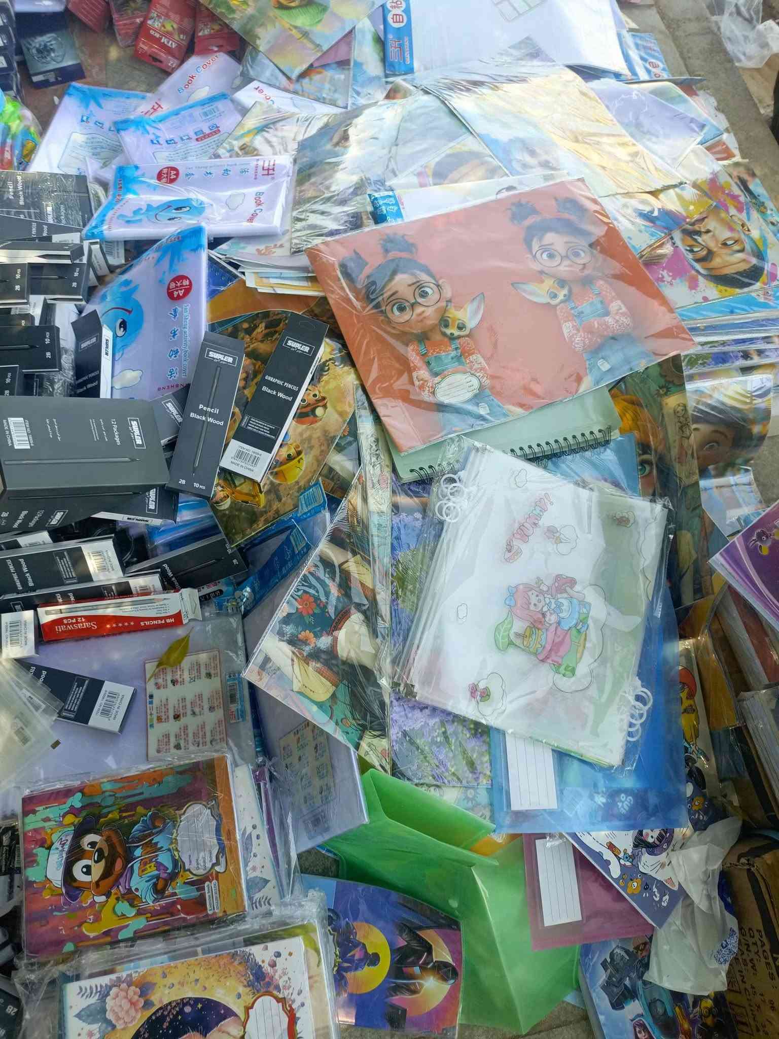للبيع جمله مفرد وبأسعار الجمله حجز وتساب ***********
