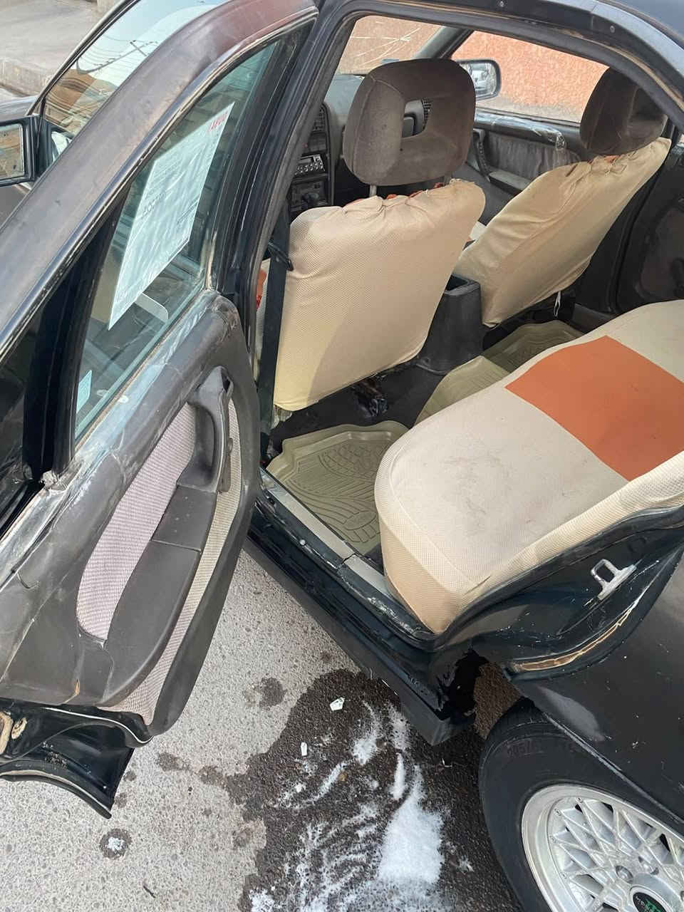 اوبل اوميكا موديل 90 كير أوتوماتيك رقم انبار الماني سنوية 25 سيارة بلادية بدون ضربة ولا صبغ مكانها فلوجة السعر 21 وبيها مجال ***********
