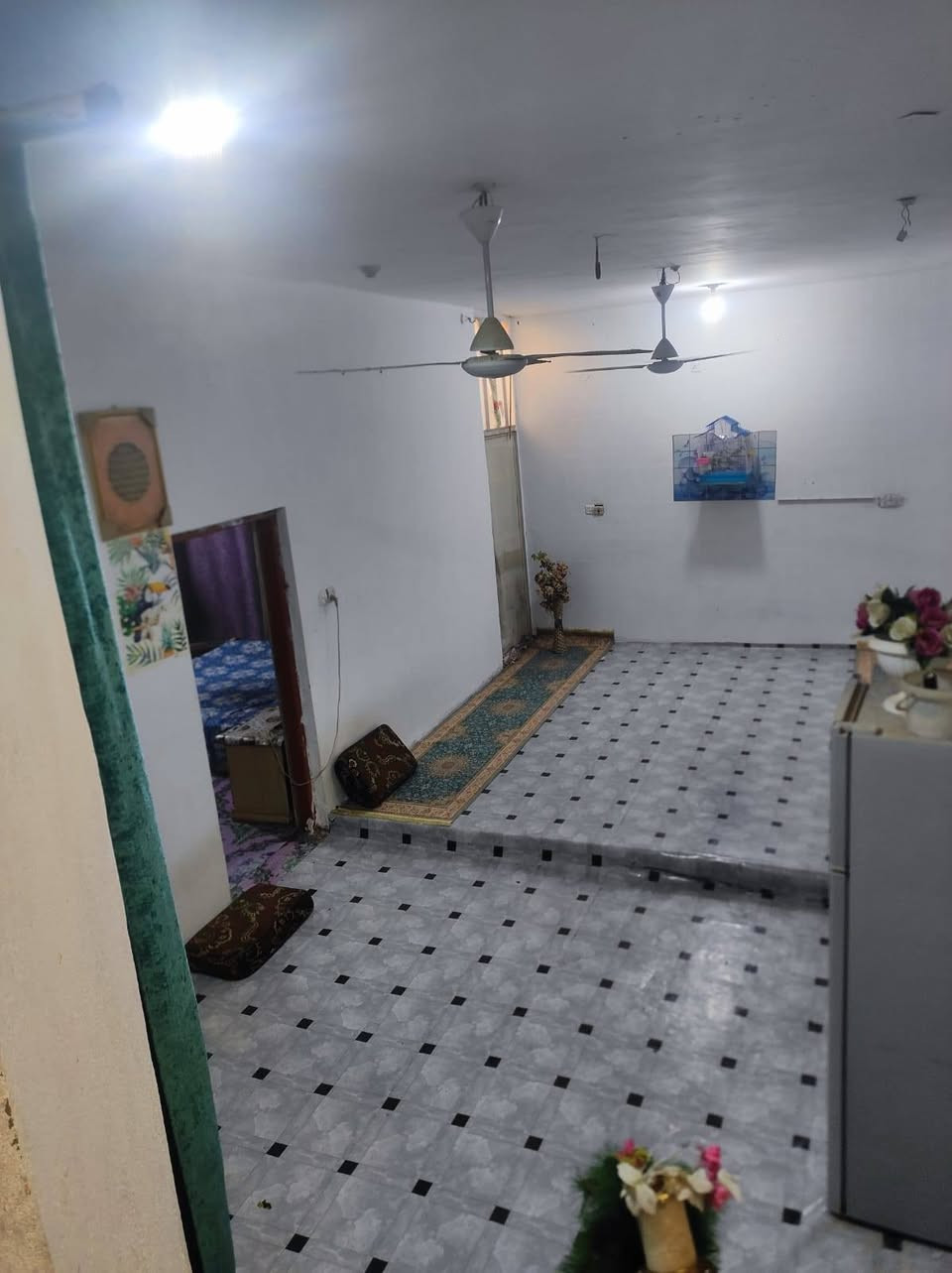 بيت للبيع ب خشابة بستان آل جايد قرار محكمة نقل أسهم  ب محكمة سند25  200 متر كونكريت كامل البيت ومنطقة كامل خدمات ماي مجاري كهرباء مقرنص مطبخ حار وبارد استفسار الرقم ***********
