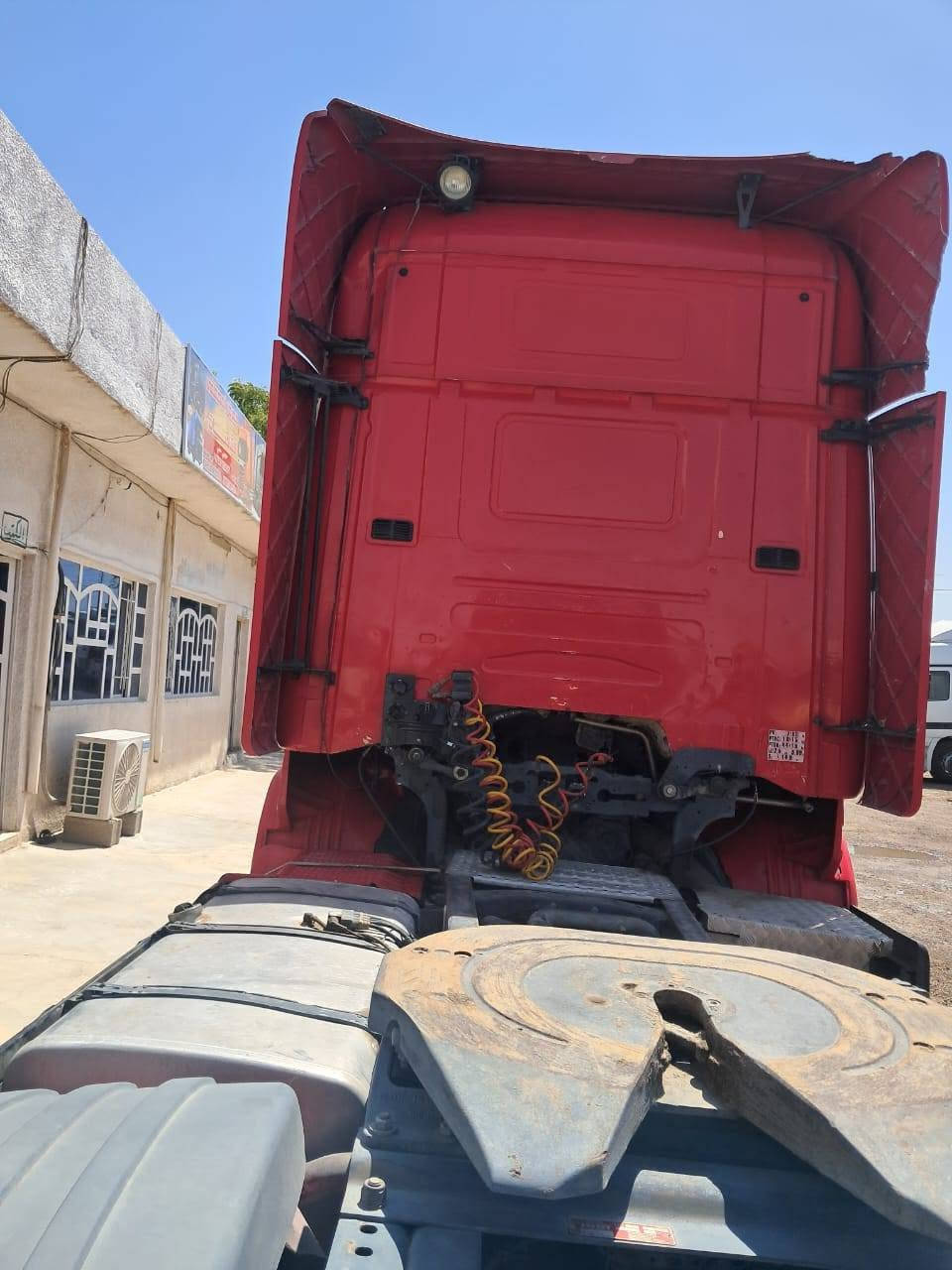 سكانيه للبيع موديل 2007 سنويه جديده 2031 فلات 3دناكير دبل تاير بس راس نبيع سعر 140ورقه انجكشن العنوان جرف نداف معرض المصطفى بادارة حبيب العكيلي سيارة تحويل رقم الموبايل ***********او ***********او
