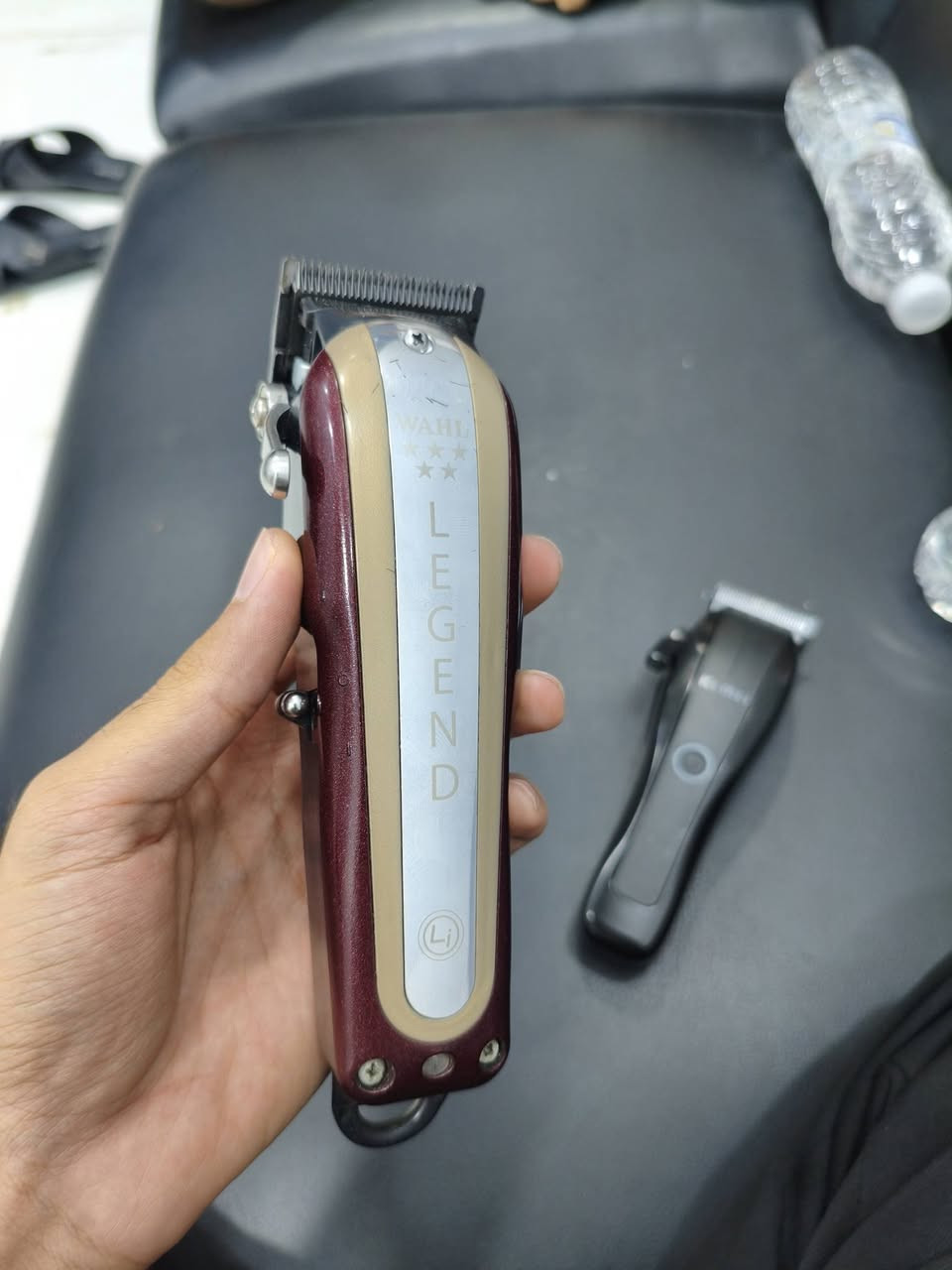 للبيع ثنينهن ب 125
للعلم اللجند اصليه من اطلس و نظافه فول 
و الكيمي مخلي بيها موس مال ماجك كلب الاصلي يعني جنك تشتغل بامريكي سعرهن قفل 
للاستفسار رقمي ***********
