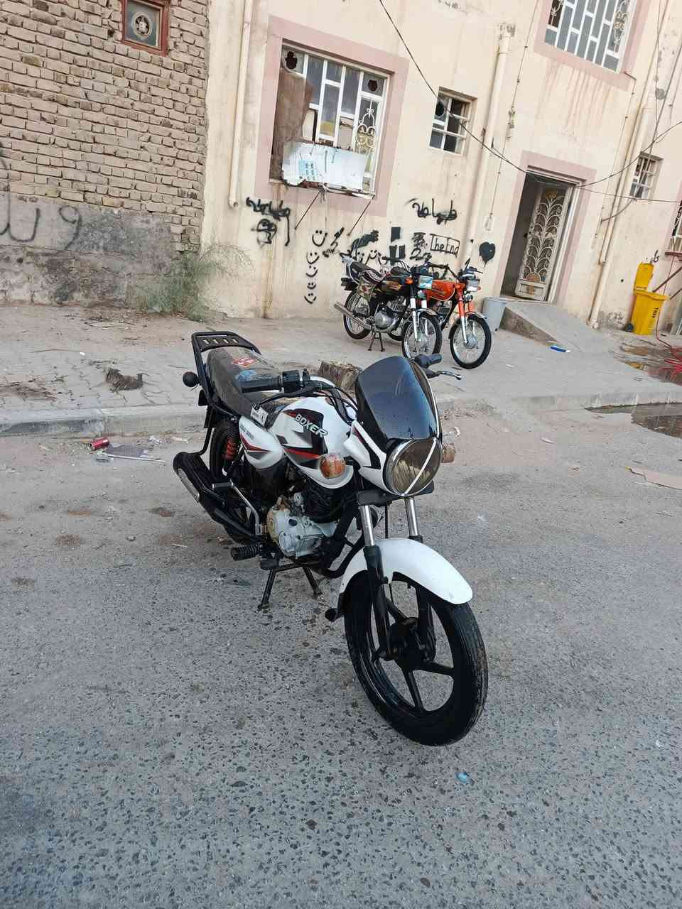 للبيع بوكسر 2024 طالعه بل 26 أوراق كامله سكنر فول نضافه جديده و جاهزه مجهزه كهربائيات كلها شغاله مكان نجف سعر 950 و بيها مجال رقمي ***********

