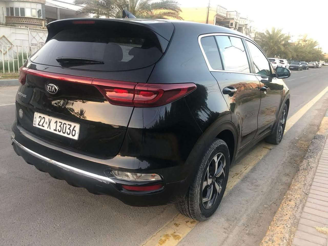 سلام عليكم
سبورتج موديل 2022
أمريكي حادثه جاملغ والباب الأيسر 
وصبغ البنيد وجاملغ الأمامي الأيسر بس رش فقط بدون معجون 
مواصفات سبورتج المعروفه 
ماشيه 93 كيلو 
رقم جديد سنويه جديده 
رقم اربيل باسمي 
محرك وكسر وتبريد كفاله 
تجي وتأخذه تفحص وتقنع واني بخدمتك 
سعر 158 
رقمي ***********
مكاني بغداد

