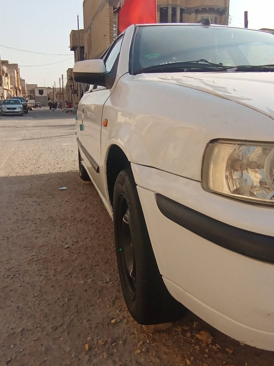 سلام وعليكم سمند موديل 13
سياره حلوه وجاهزه تبريد 
حدايده تخم تاير كير مكينه 
كرهبايات بلاد 
السعر 37وبيها مجال 
مراوس ترهم 
مكان ناصريه مركز 
***********
وبيه واتساب
