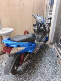دراجه للبيع سكنس فحل كابريتر الدراجه نضيفه مكينه مفتوحه  بيها صوت بل ك...