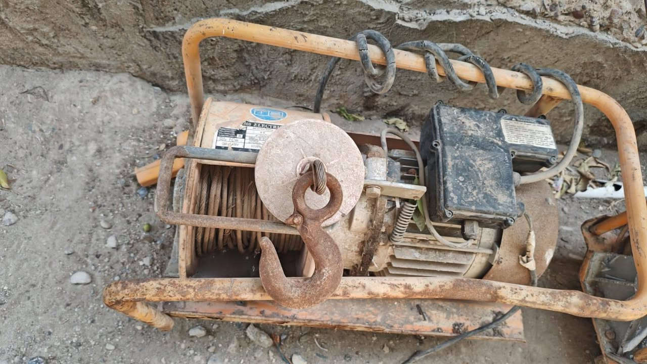 ونجات للبيع اخر متروكات قبل فتره جانن شغالات هسه من  اشغلهن يسون صوت ون يعني لو دهن لو تنضيف  عدد 3 السعر 400الف كلهن  قفلهن ومكانهن بغداد للتواصل ***********
