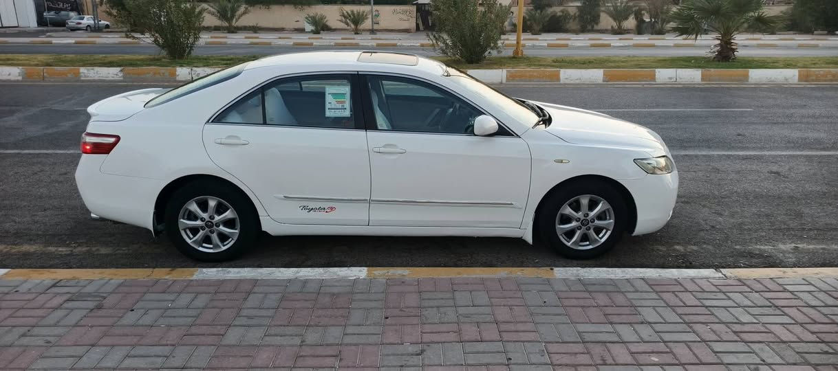 السلام عليكم🌹🌹محرك 2400 (4 سلندر)🚙
رقم بغداد (تحويل مباشر)
فول مواصفات (GXL - أعلى فئة)🚘
لون ابيض 🚘
مكفولة بس ال جاملق الخلفي مشر عليه مصبوغ بدون حادث🚙

المواصفات:
تحكم ستيرن جهتين🚘
مثبت سرعة
كشن كهربائي
بردة خلفية🚙
فتحه سقف
مسجل بلادي 
حساس خلفي
فول واحد على واحد🚘

كير ومحرك (جديد)
 تاير جديد+ صدر امامي وخلفي (جديد)
تبريد  (قطعتين)🚙
السيارة جاهزة (خير من الله، مال جناي)
متصرف عليها الف🚘

السعر: 🟧  105 وبيهاا مجال
للاستفسار:  (‏‪***********‬‏)لاوتساب ولافيس اتصال فقط 
العنوان فلوجه جقفي الثانيه 🛜
