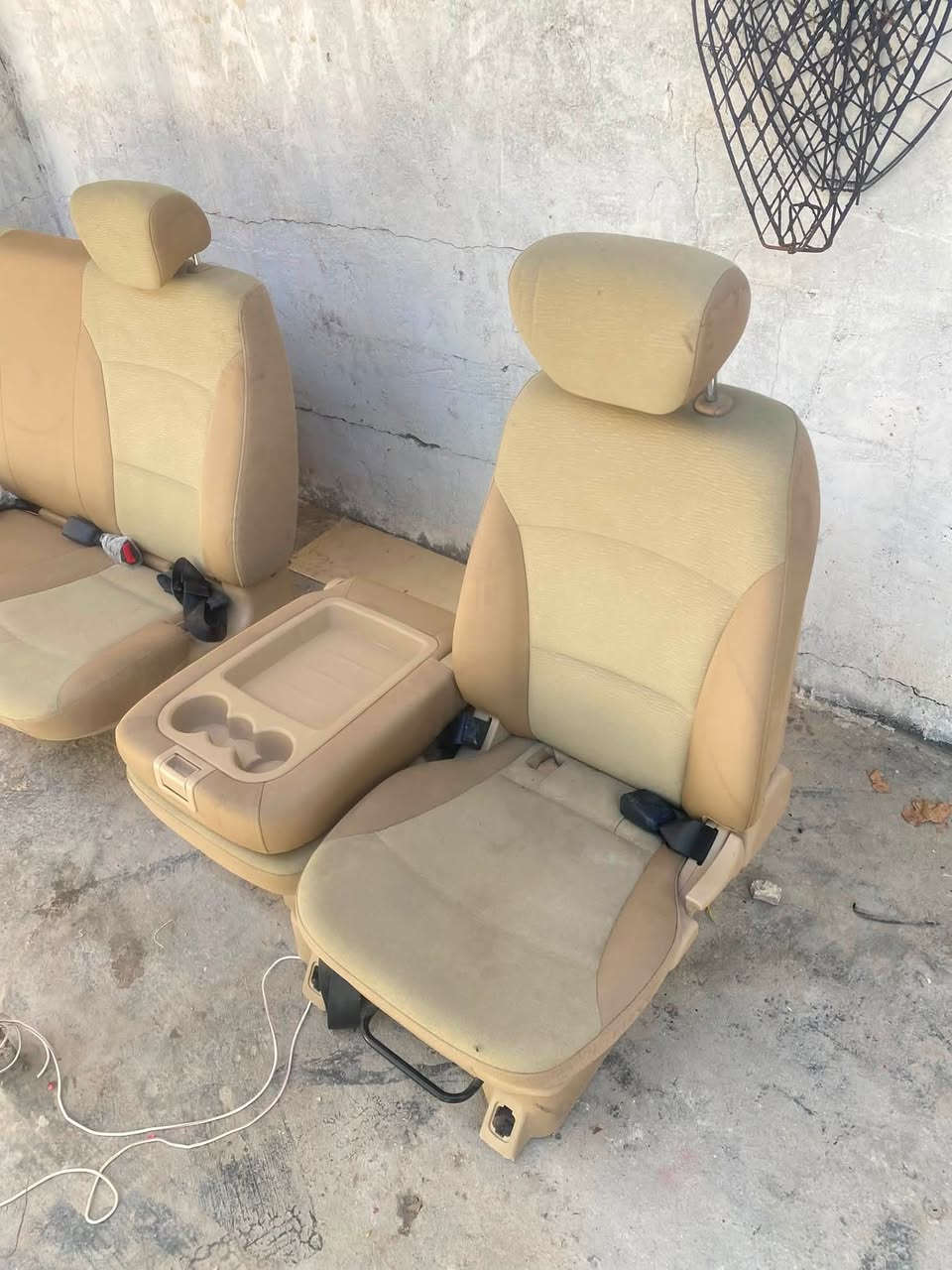 سلام عليكم كشنات  للبيع المكان كربلاء طويريج  الاتصال عل الرقم ***********
