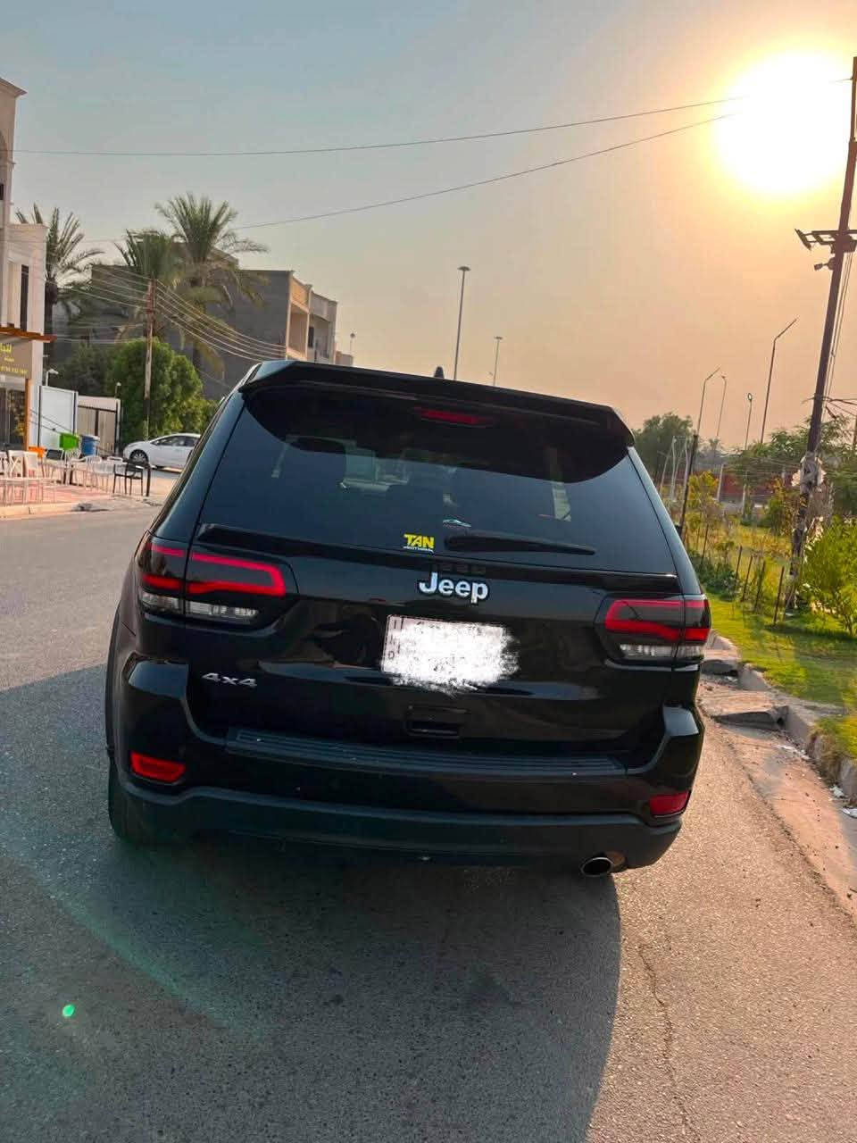اللهم اجعل لشاريها الخير ولراعيها البركة ومن لا يقدر على شرائها الله يرزقه بالاحسن من عدها ........
السلام عليكم 

للبيع جيب شيروكي 2019
رقم بغداد انكليزي وهزه جديده 
يعني كبل تحول 

السيارة ماشية 70 فقط

مكينة 6سلندر 3600

السياره عليها ادامة كامله مركز تان
بولش حمام 
وادامه للمكينه 

السياره جاية من امريكا حادثها صندوك 
وبيها الشاصي الخلفي تعديل من جهة 
السبير بدايته فقط تعديل ....

واجتي بيها قطع صبغ اني ابيع عام عام عام 

السياره تخبل وبالخير علياخذها 
وصبغتها تخبل وصفاح السياره موس 

السعر 154 وبيها مجال جدا بسيط
للشراي يخابرني ويشلع عيوني 

والسياره موسعرها سعر ١٥ صبغ عام 

مكان السياره الاعظمية او الكريعات 

 *********** اتصال 

*********** هذا واتساب فقط 

واسف عل اطالة ربي يرزقك الجميع .
