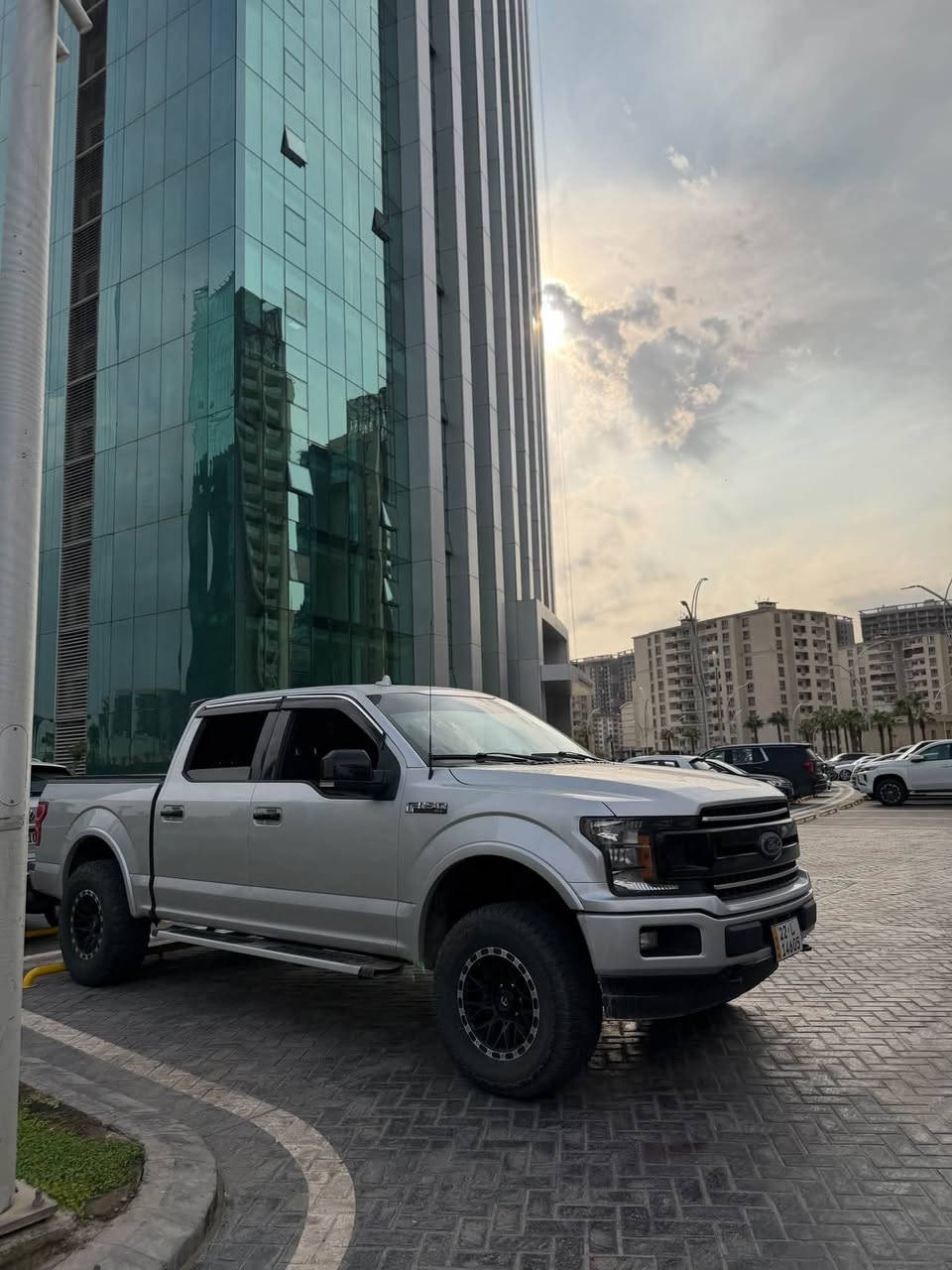 فورد F150 XLT • ٢٠١٨ • حادث ٣ قطع