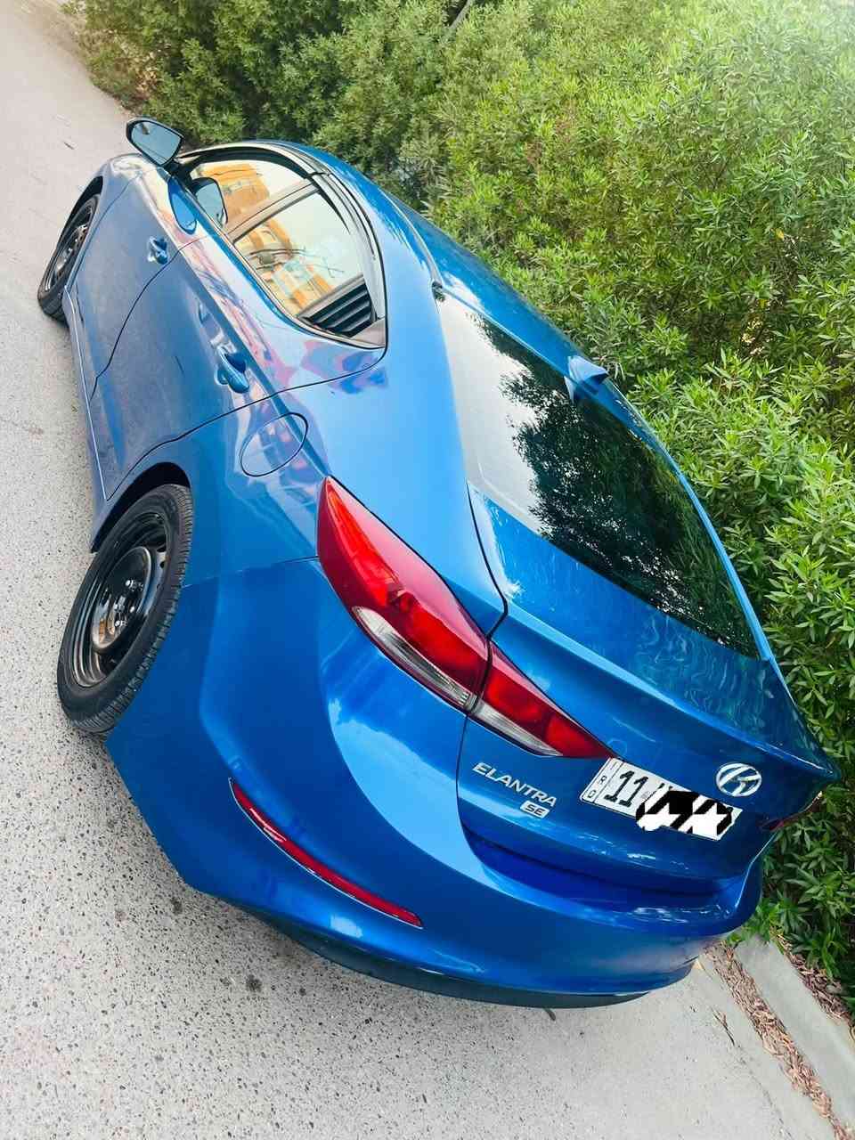 النترا 2018 رفم بغداد دولي فول مواصفات 1/1 فتحه سلايت  محرك ٢٠٠٠ دووش داخل لونين شاشه كبيره كار بلي كامره خلفيه دواره فول تحكمات ستيرن  رادارت بصمه تشغيل وبصمه ابواب كشنات كهرباء مود درايف شاشه كبيرا كامرا دواره بيه مكانات صبغ صور الحادث مرفقه كير محرك صدر تبريد جاهز السعر 88 للاتصال *********** بغداد الدورة
