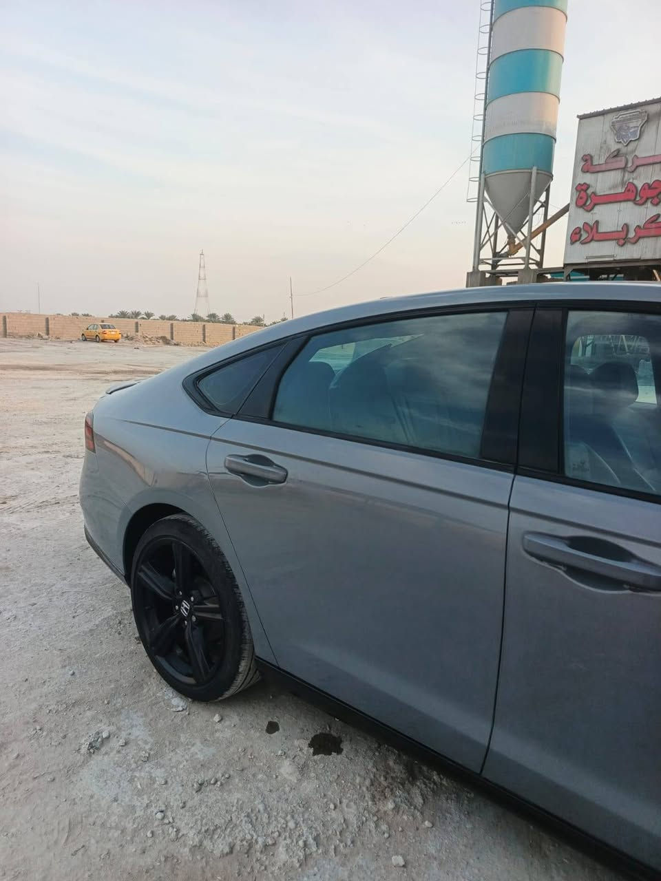سلام عليكم هوندا اكورد 2024 ياباني اصل هايبرد رقم بغداد الدولي سنويه ملصق 2030 
ملاحظة سيارة بيها قطعتين فقط بدون تبديل 
مواصفات فول واحد على واحد فتحه بصمه كشنات جلد كشنات كهربائية مري شفط كشنات خزن ميموري قطعتين تبريد وبعد بيها هواي مواصفات 
كير مكينه حداديه كفاله عامه 
مكان سياره كربلاء المقدسه 
ماشيه 70...Km حقيقي اصل
سعر 155... 
رقم الهاتف ***********...
ملاحظة غير متواجد حاليا على الفيس بوك
