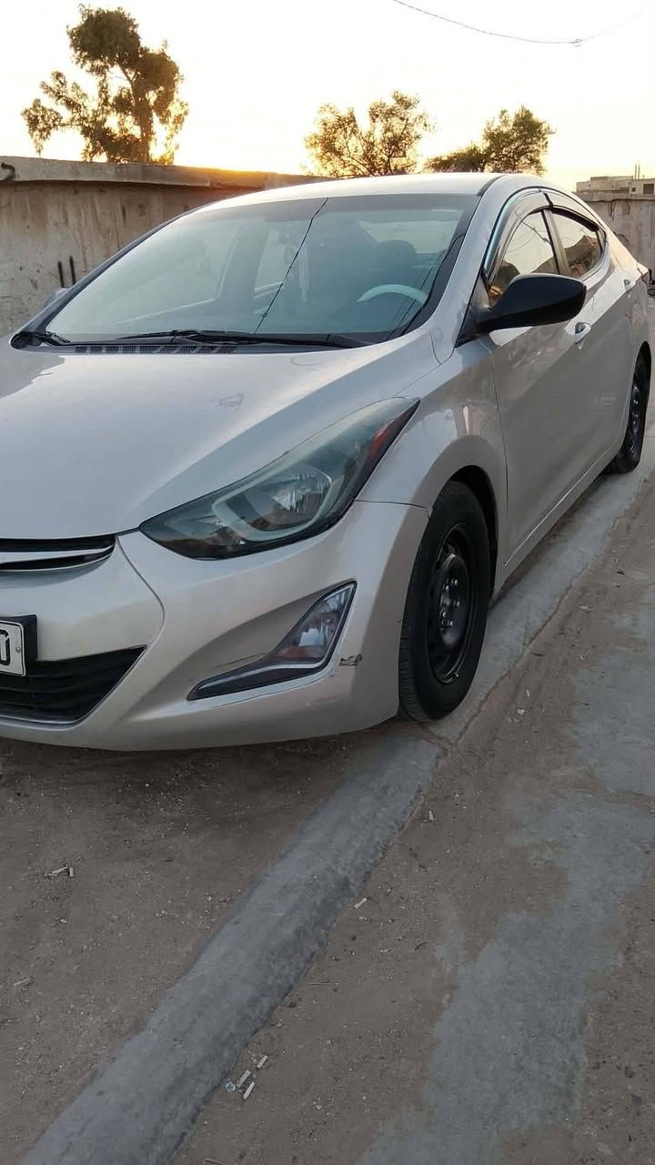 السلام عليكم النترا موديل 14 شكله 15 امريكي بيع حزام صبغ ماكينه مفتوحه وقير سعر ب 82 و وبيها مجال قليل/***********8/
