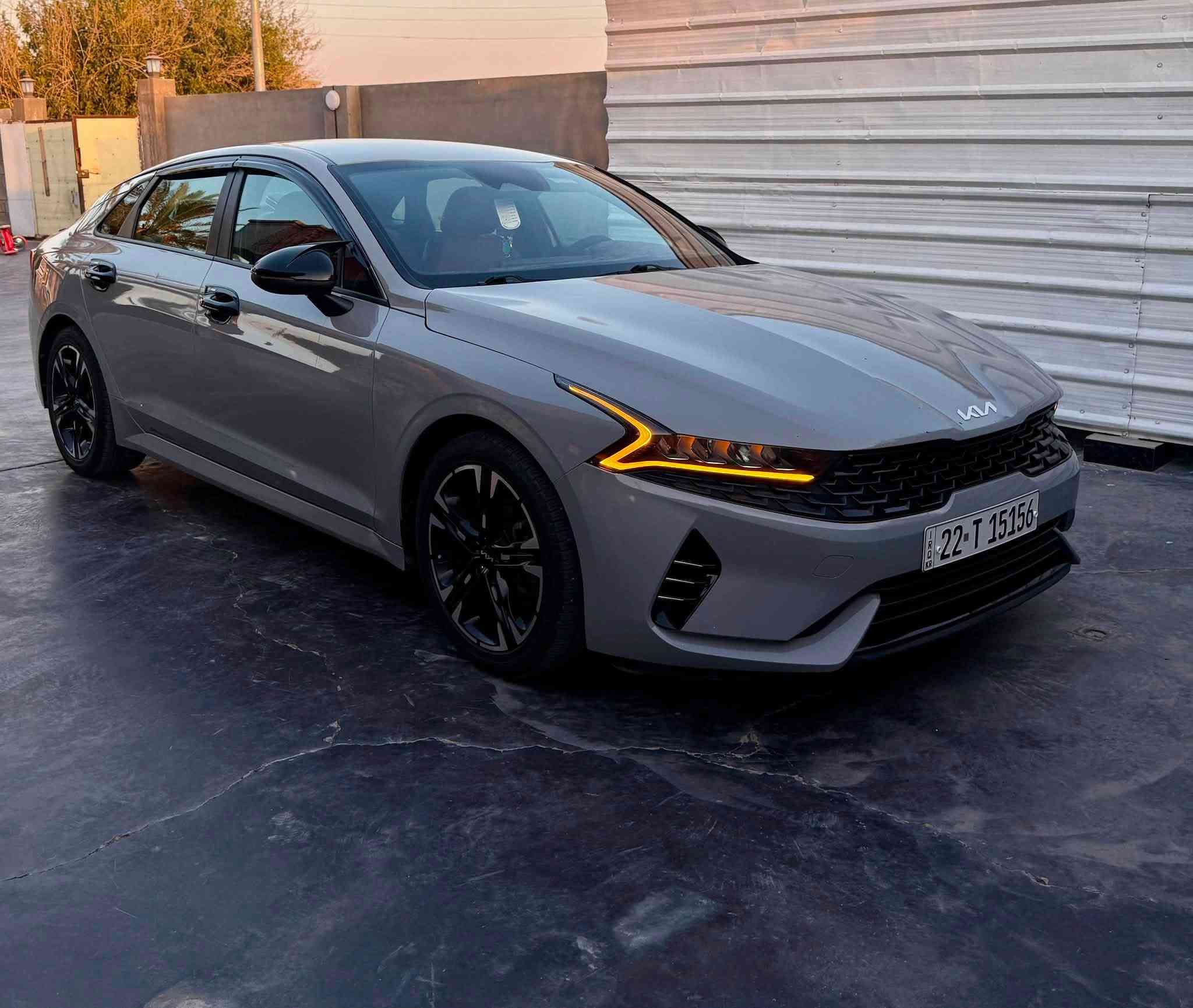 السلام عليكم
K5 GT موديل 2023
فول مواصفات عدا البنوراما رقم اربيل محرك 1600تيربو سياره نضيفه وجاهزه مابيها اي نقص سونار مع المنشور 
حادثها من امريكا او هنا جوه قبق البانزين شخط صغير وكحلته موضح بل صوره غير هاي مابيها جاهزه مابيها اي نقص  الاستفسار الاتصال على ***********
***********
