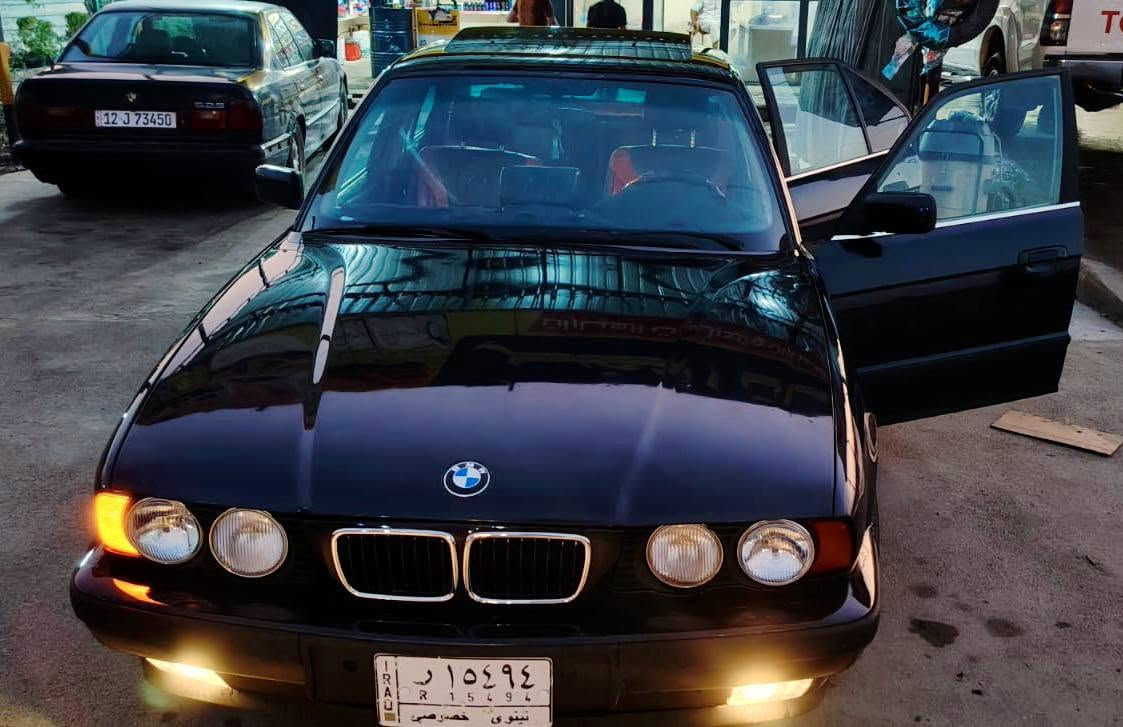 للبيع BMW
525 اصل 
مسكر كبس
وارد ياباني
بجم عريض
موديل 1995
محرك شرط 
كير شرط 
تبريد❄️
تدفئه 🔥
دبل ايرباك
 دبل جكمجه
تخم تاير جديد 
طخم صدرجديد 
طخم تواير جدد
كشنات جلد كهربائي
بدون قطرة خياس
كهربائيات بلاد كله شغال
مرايات منفصل
4 بطاين جديد
ربل ابواب جديد
بيه مواصفات ما مذكوره
رقم نينوى بسمي تحويل مباشر
صبغ جماليه فقط بدون ضربه بدون معجون
الداخل نضيف حييل
مكان السياره جنوب الموصل قريه اطويبه
السعر ٦٥ 
ملاحضه السياره على وضع الشركه والسياره احلى من الصور كلشي بلادي
للستفسار  رقم *********** ابو اشواق
