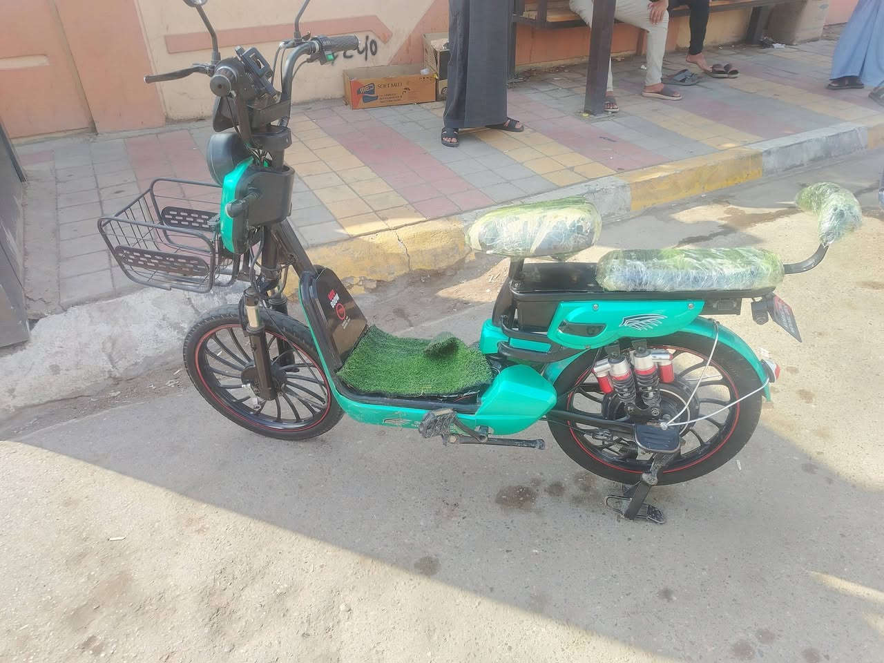 مطور شحن • نضيف • بطاريات جديدة
